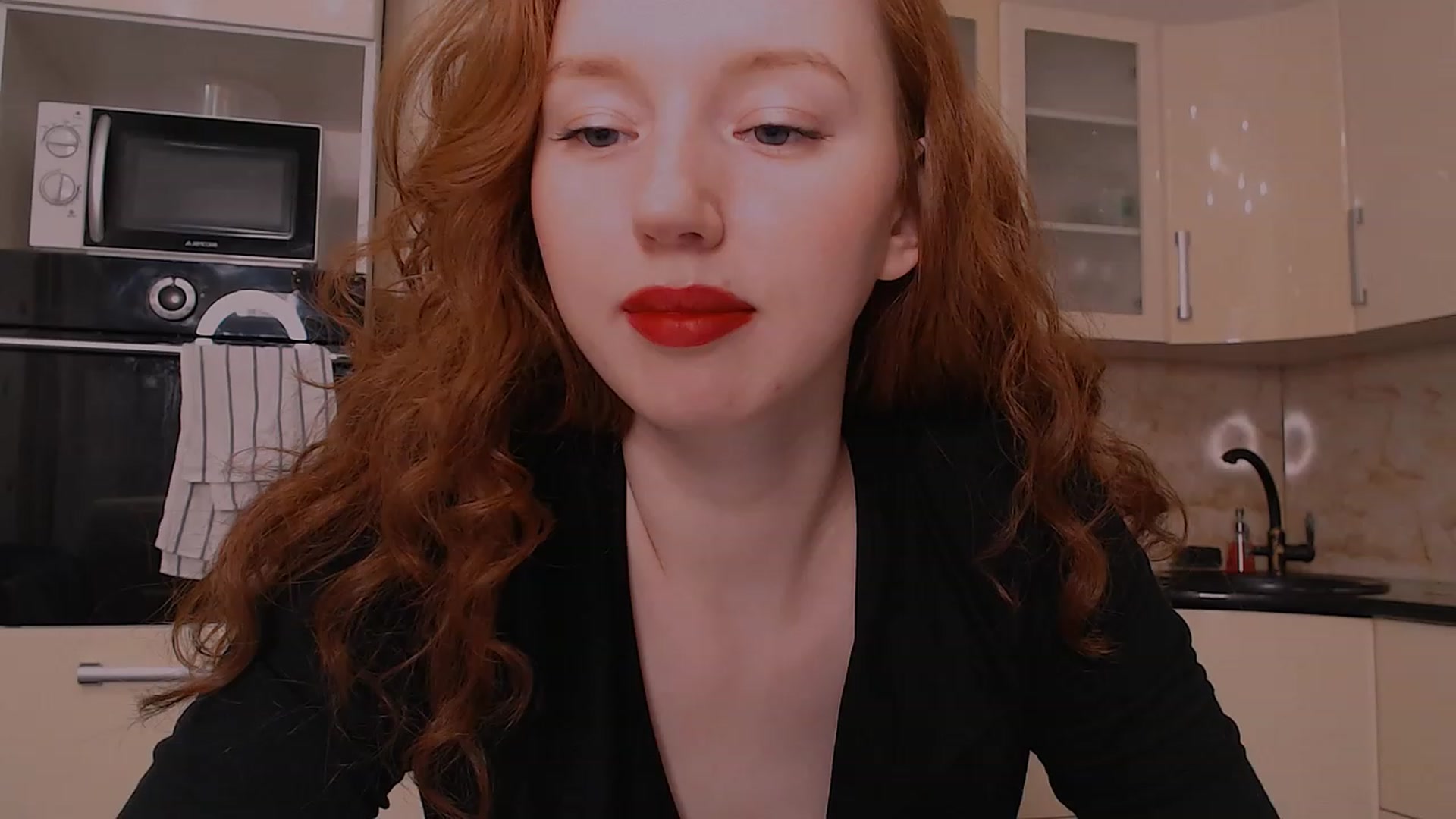 Gallery image thumbnail from DearSylvia's myfreecams stream on, 01/31/2023, 19:13 image 14 of 20