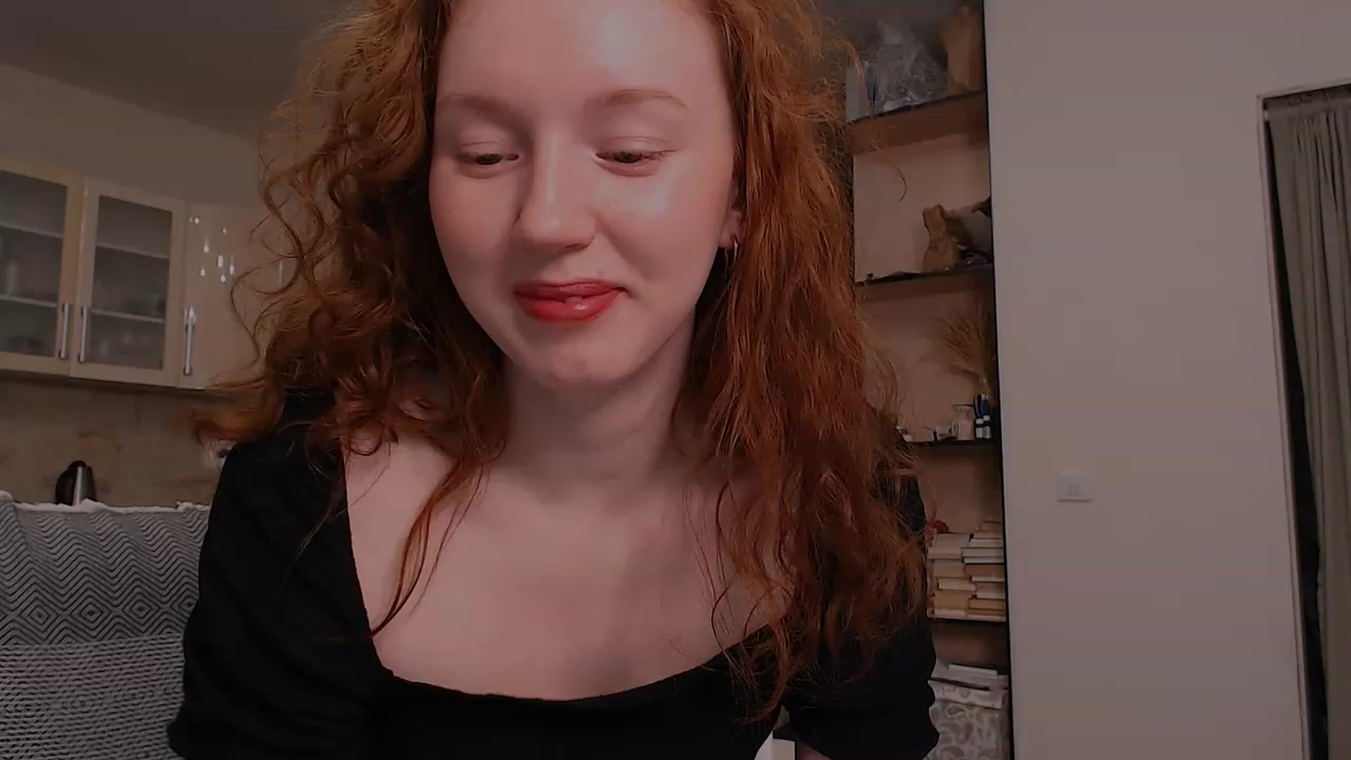 Gallery image thumbnail from DearSylvia's myfreecams stream on, 02/10/2023, 17:24 image 7 of 20