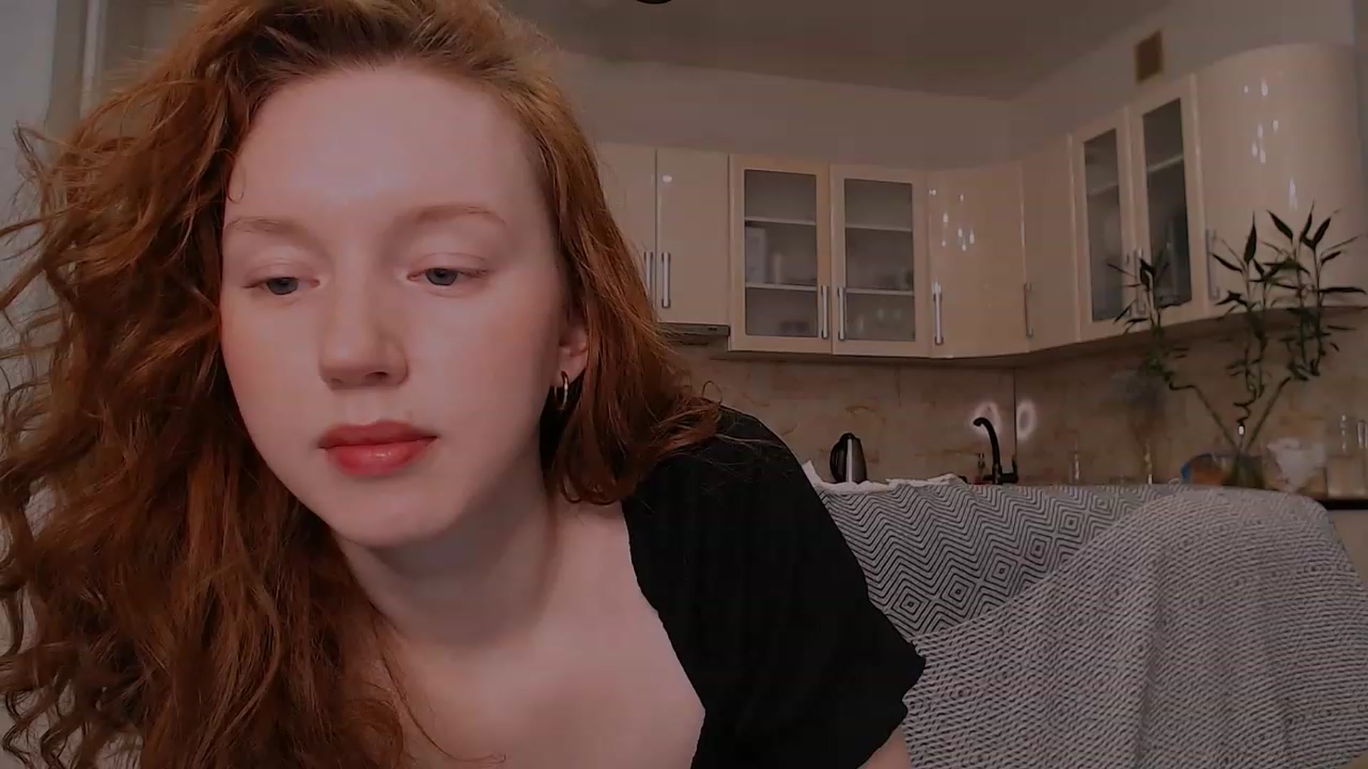Gallery image thumbnail from DearSylvia's myfreecams stream on, 02/10/2023, 17:24 image 12 of 20