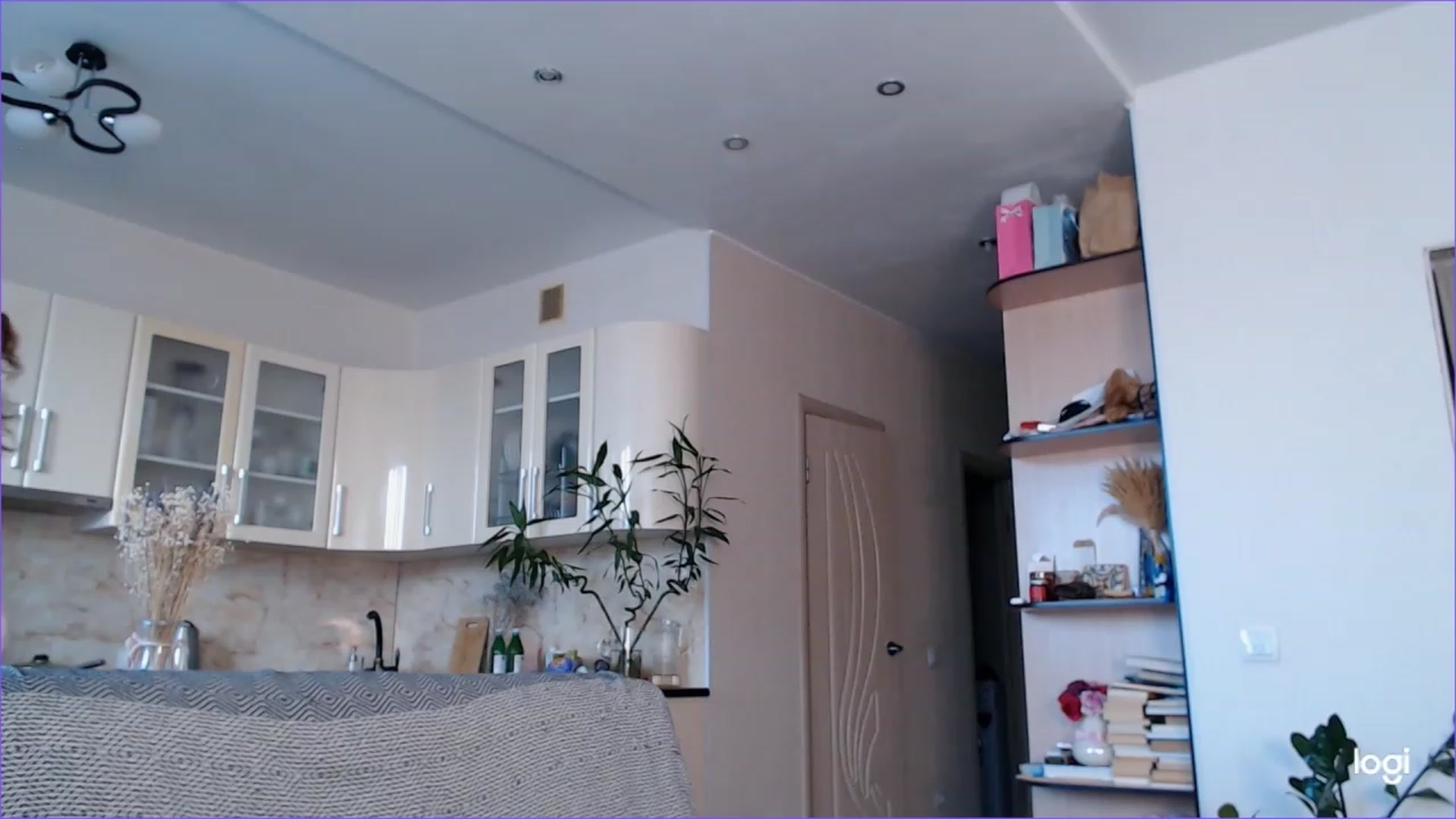 Gallery image thumbnail from DearSylvia's myfreecams stream on, 07/29/2023, 17:29 image 5 of 20