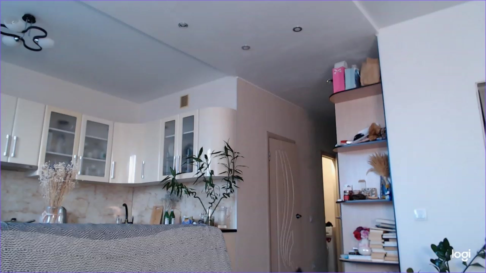 Gallery image thumbnail from DearSylvia's myfreecams stream on, 07/29/2023, 17:29 image 9 of 20