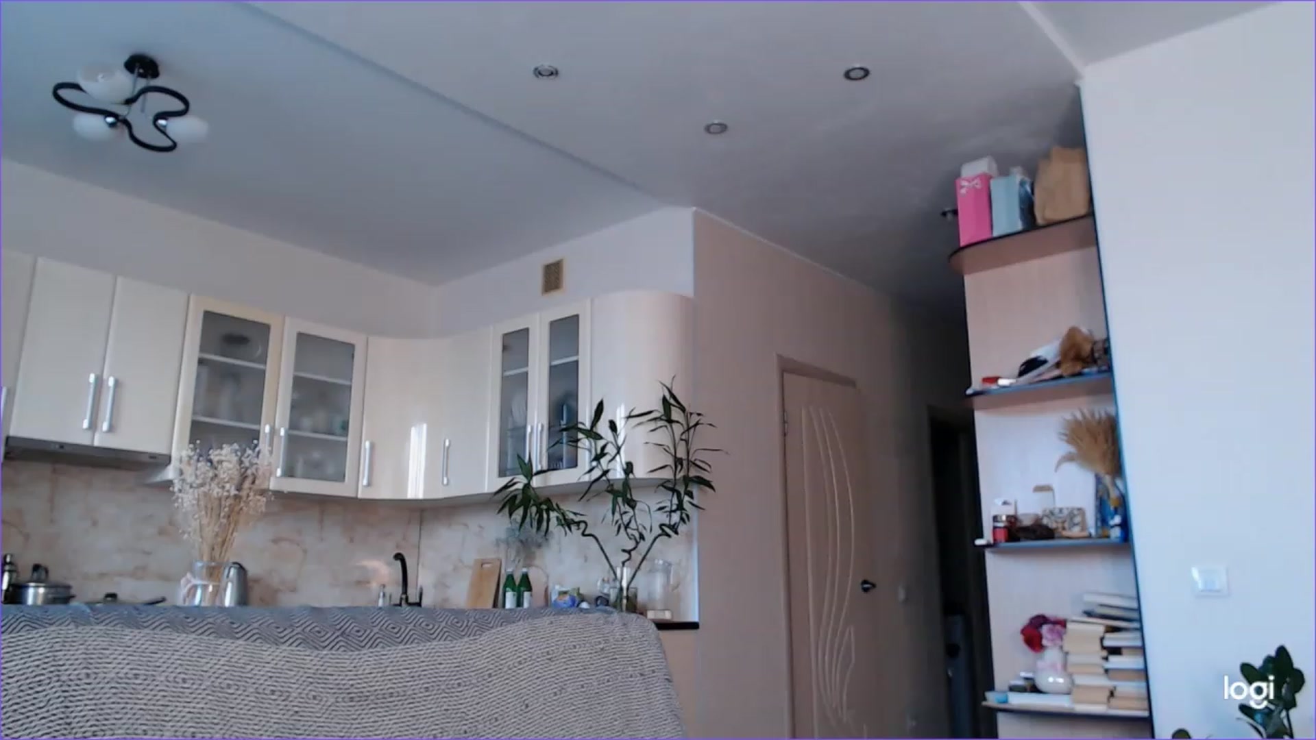 Gallery image thumbnail from DearSylvia's myfreecams stream on, 07/29/2023, 17:29 image 11 of 20