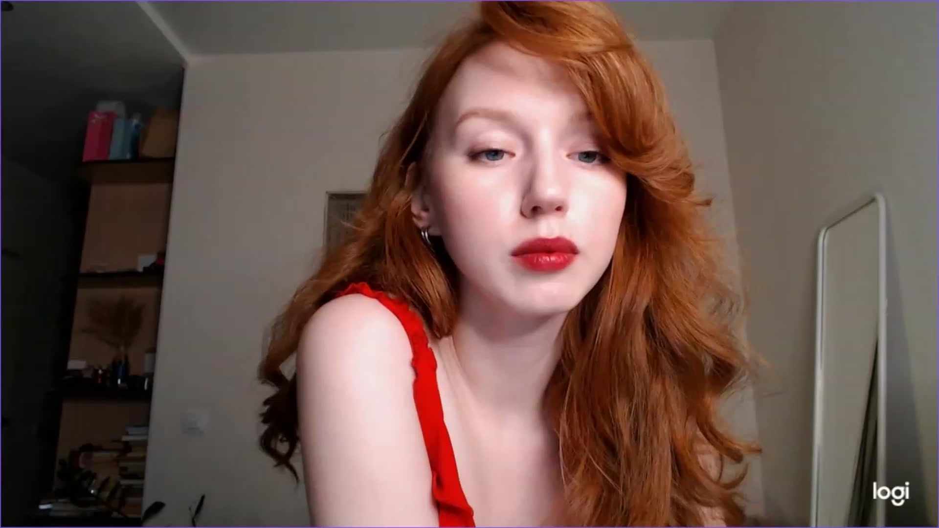 Gallery image thumbnail from DearSylvia's myfreecams stream on, 10/06/2023, 17:38 image 5 of 20