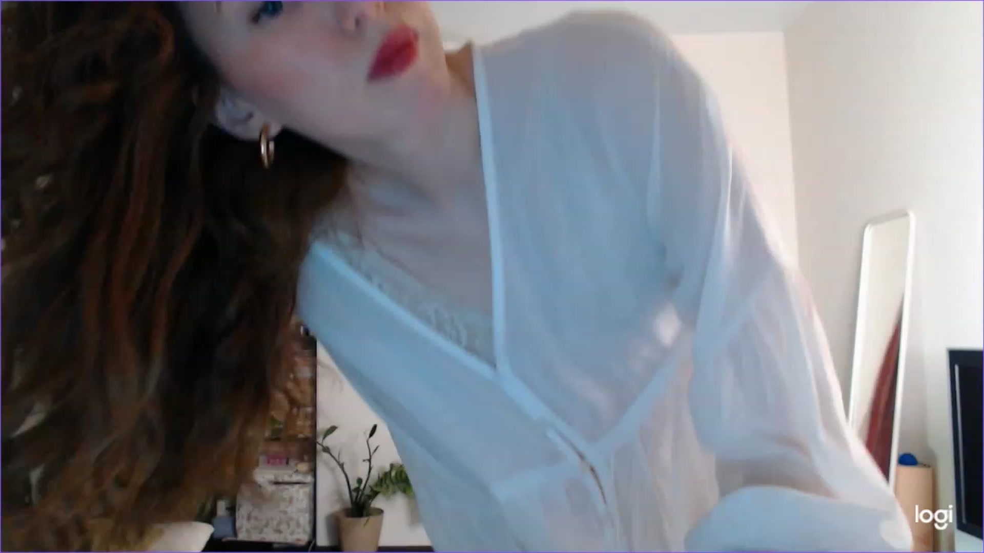 Gallery image thumbnail from DearSylvia's myfreecams stream on, 10/21/2023, 17:21 image 8 of 20