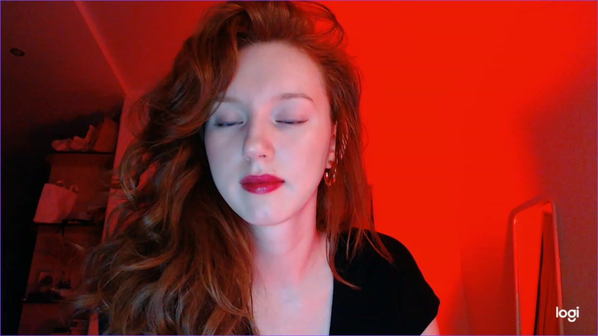 Gallery image thumbnail from DearSylvia's myfreecams stream on, 11/04/2023, 17:37 image 11 of 20