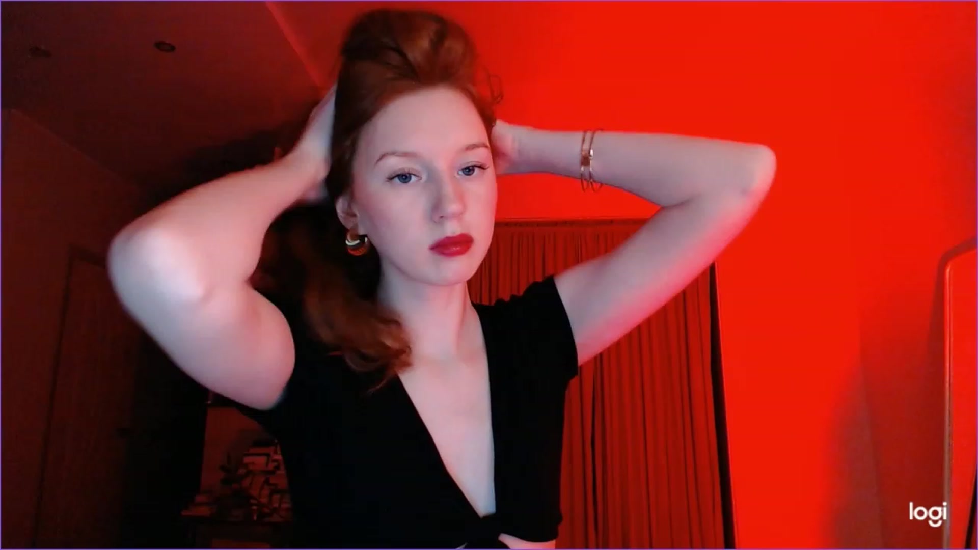 Gallery image thumbnail from DearSylvia's myfreecams stream on, 11/04/2023, 17:37 image 9 of 20
