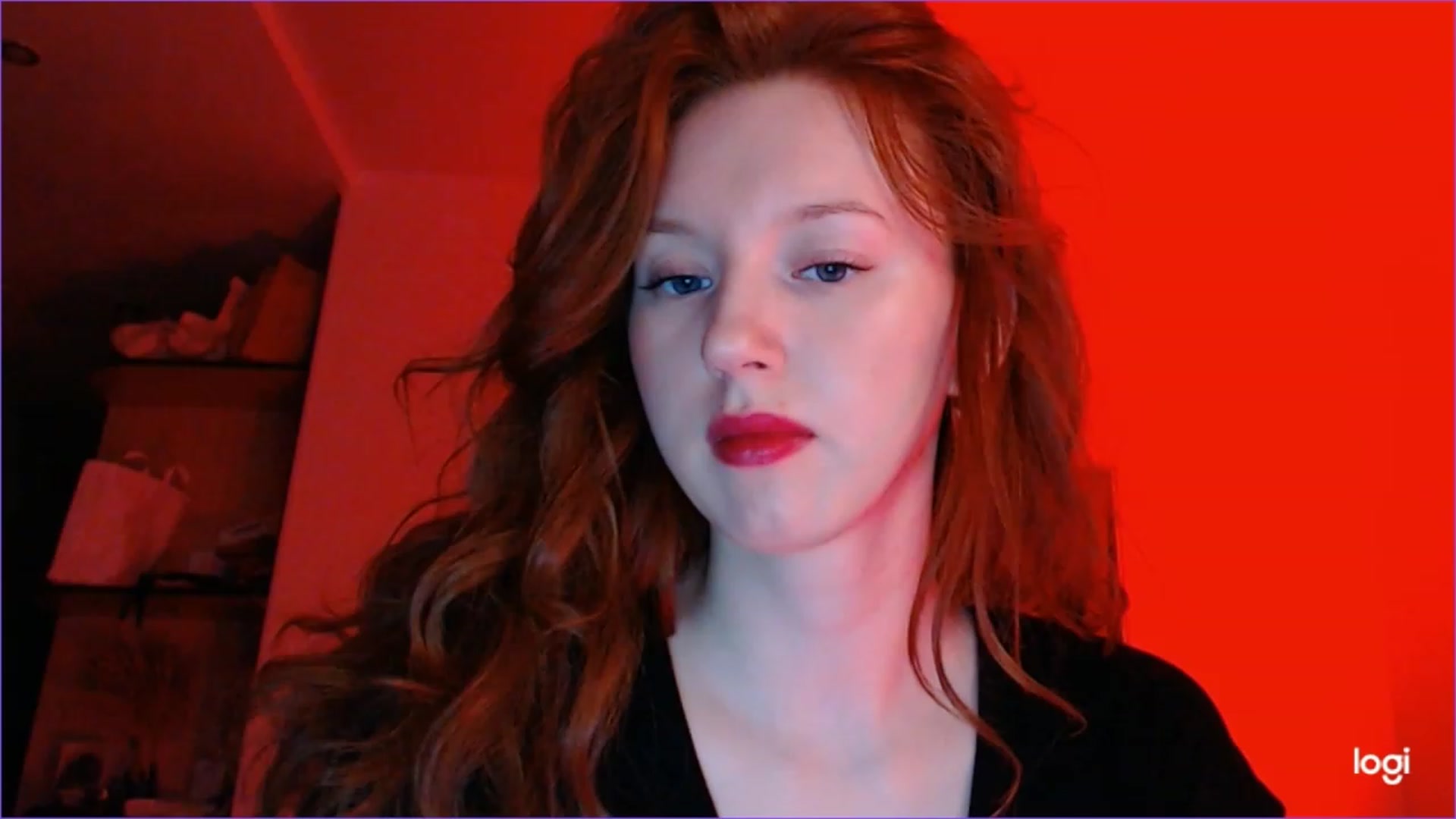 Gallery image thumbnail from DearSylvia's myfreecams stream on, 11/04/2023, 17:37 image 16 of 20