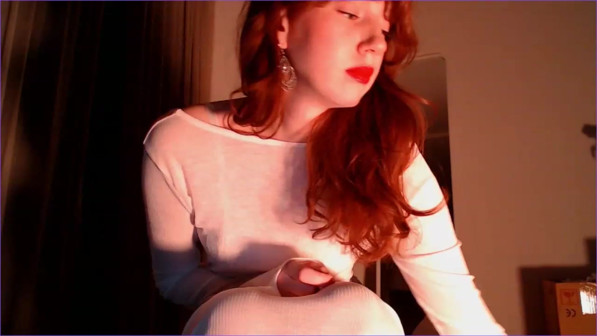 Gallery image thumbnail from DearSylvia's myfreecams stream on, 01/10/2024, 16:49 image 6 of 20