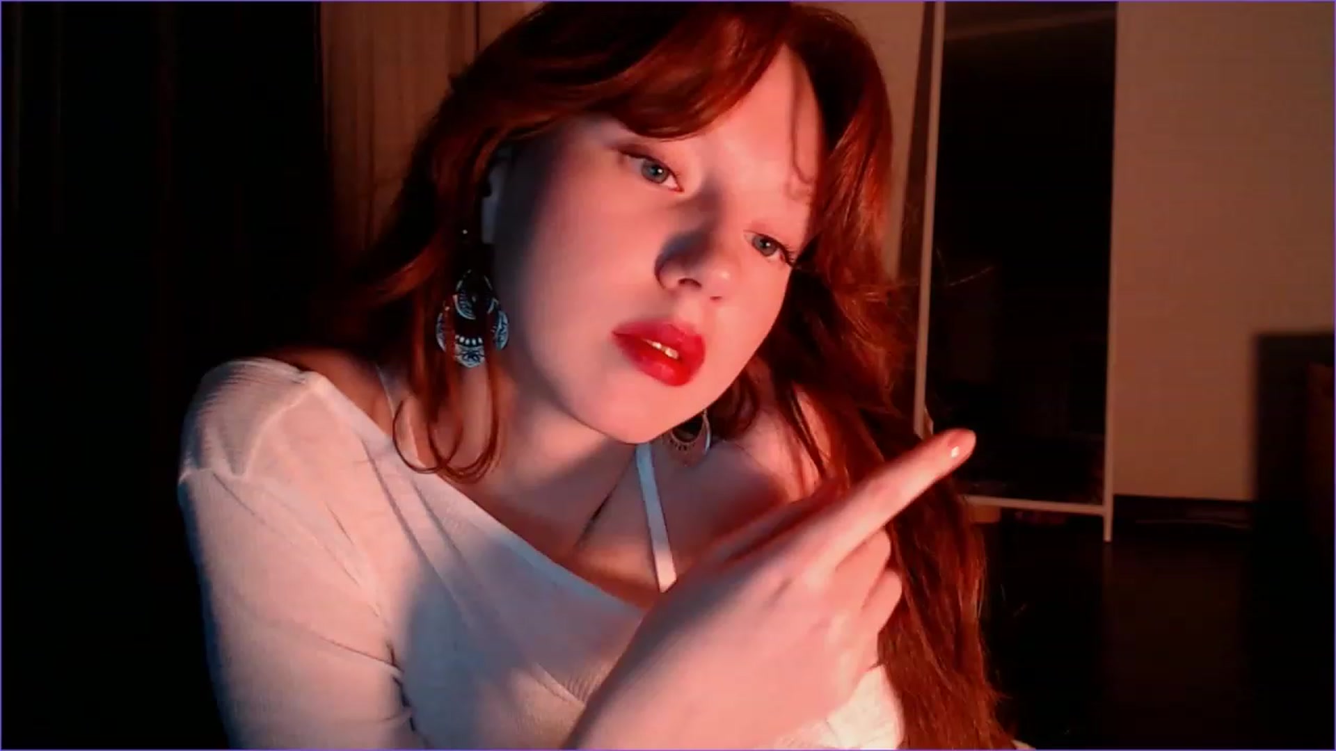 Gallery image thumbnail from DearSylvia's myfreecams stream on, 01/10/2024, 17:43 image 12 of 20