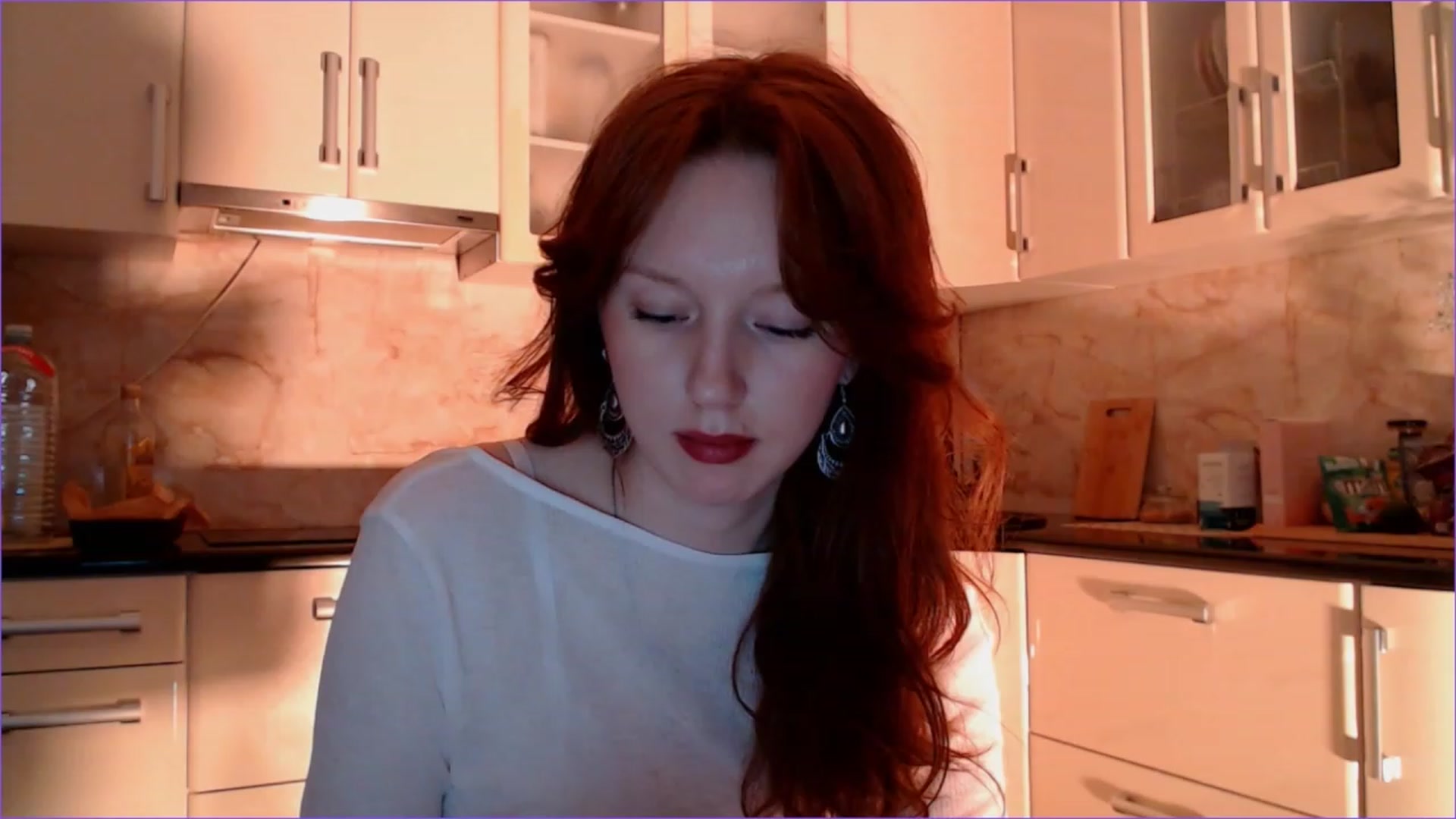 Gallery image thumbnail from DearSylvia's myfreecams stream on, 01/10/2024, 19:06 image 19 of 20