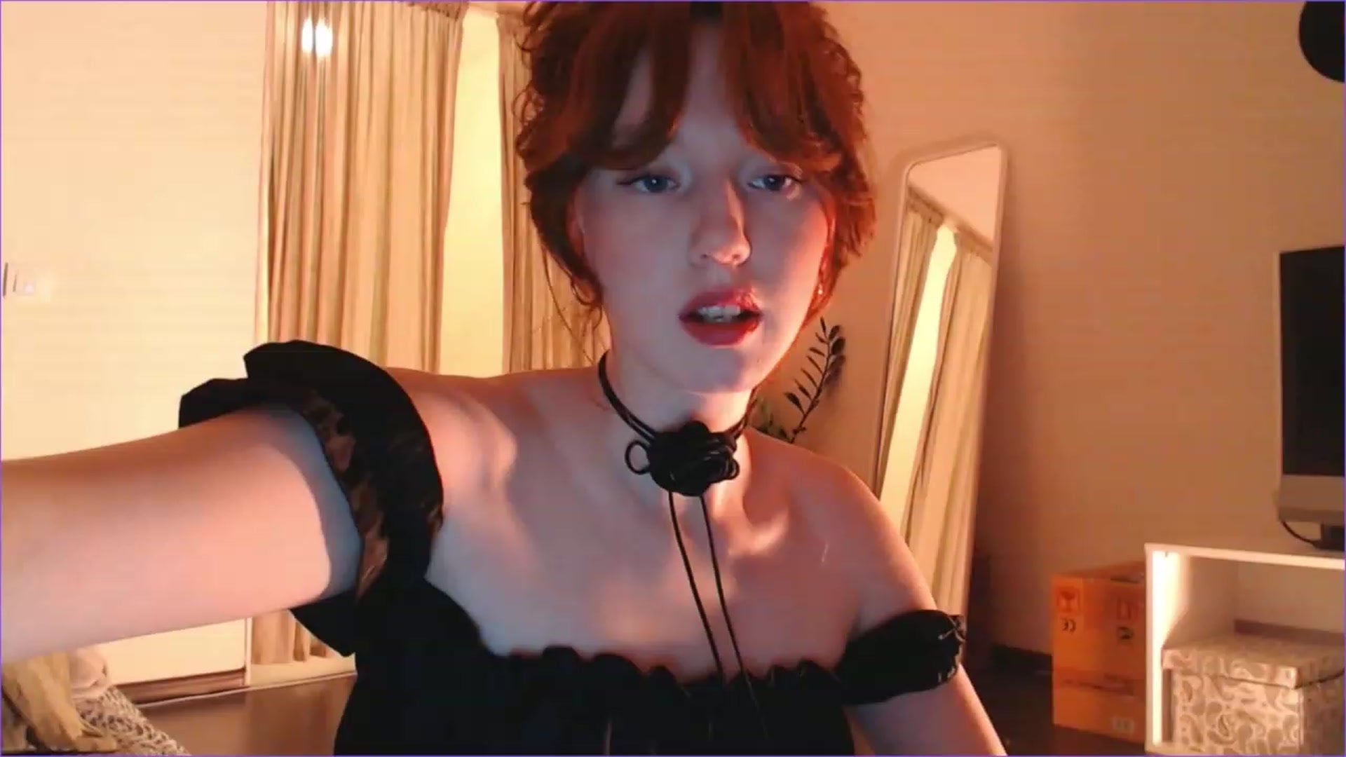 Gallery image thumbnail from DearSylvia's myfreecams stream on, 01/21/2024, 17:42 image 2 of 20