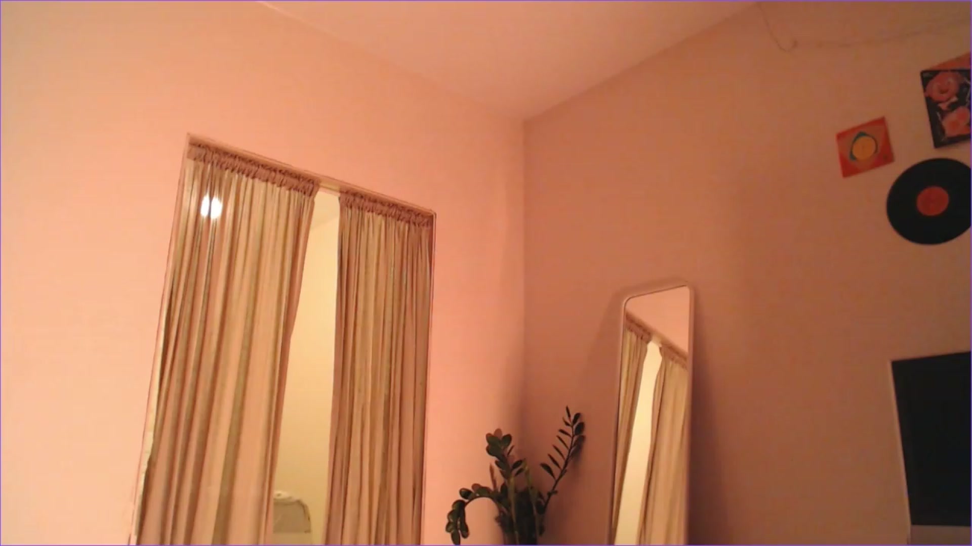 Gallery image thumbnail from DearSylvia's myfreecams stream on, 01/21/2024, 17:42 image 20 of 20