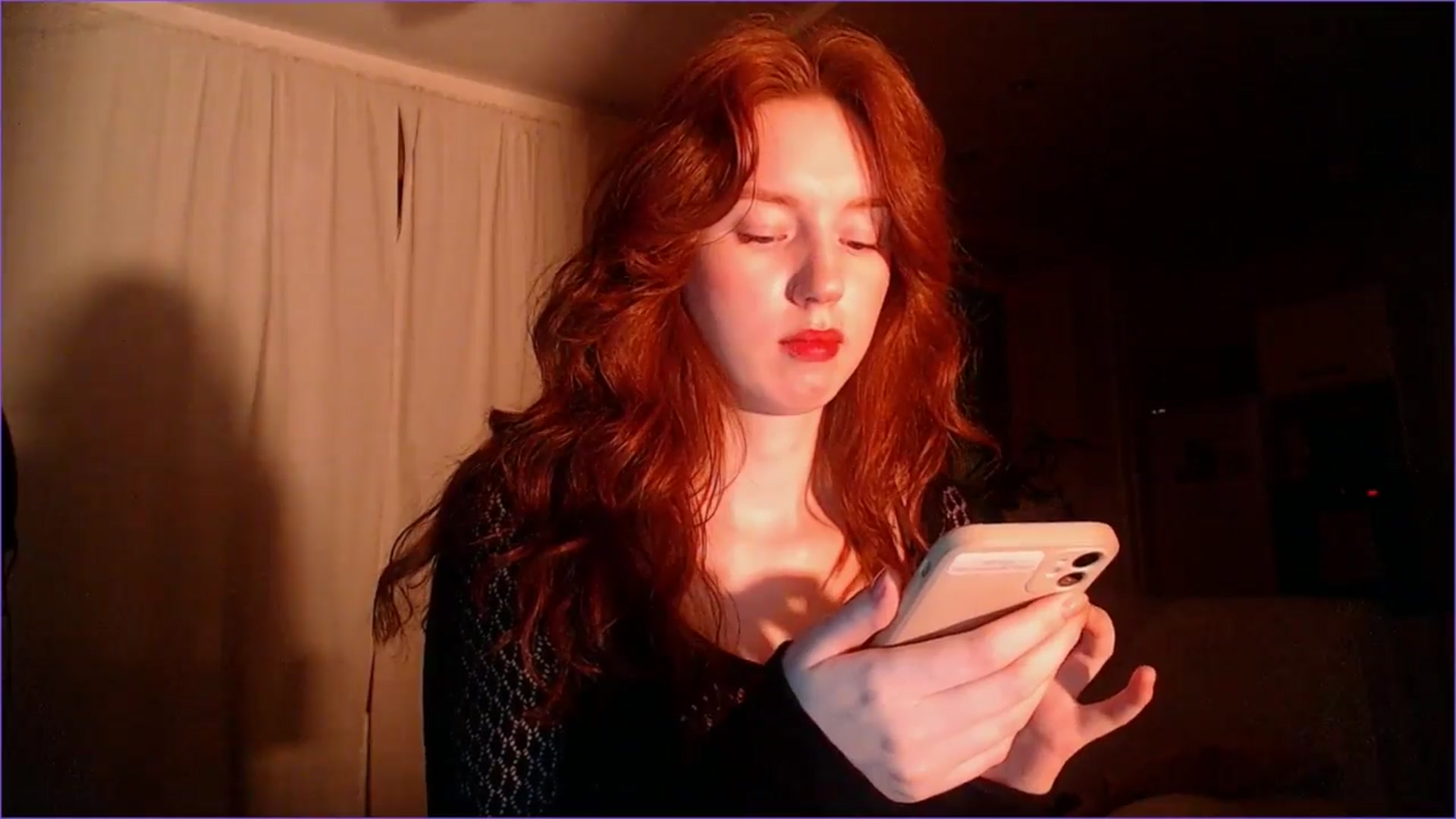 Gallery image thumbnail from DearSylvia's myfreecams stream on, 04/07/2024, 18:40 image 18 of 20
