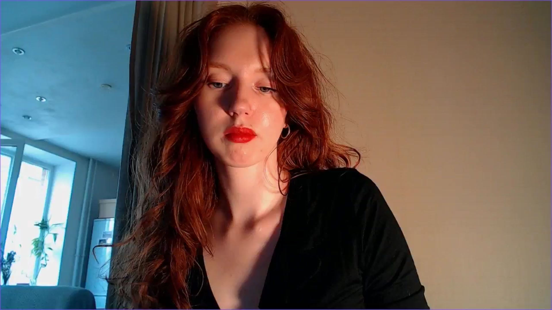 Gallery image thumbnail from DearSylvia's myfreecams stream on, 06/06/2024, 16:30 image 17 of 20