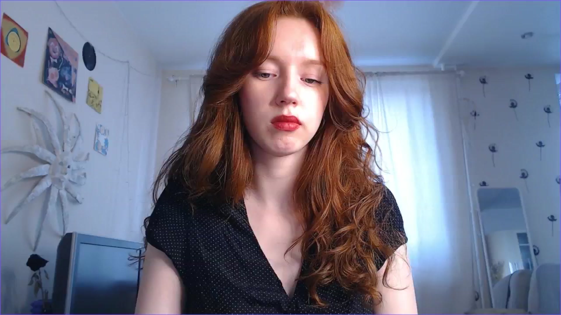 Gallery image thumbnail from DearSylvia's myfreecams stream on, 06/08/2024, 17:39 image 14 of 20