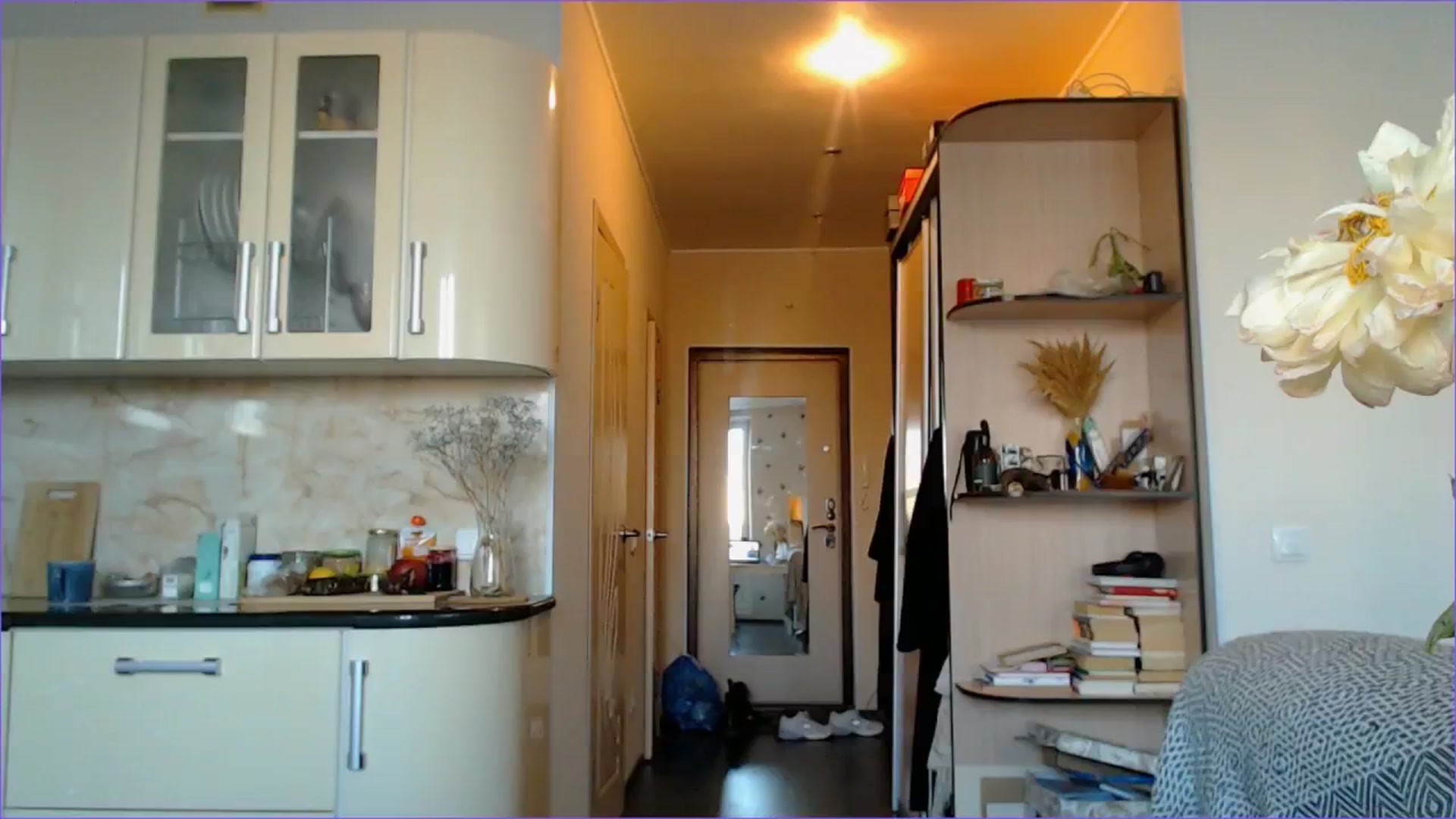 Gallery image thumbnail from DearSylvia's myfreecams stream on, 06/15/2024, 18:51 image 12 of 20