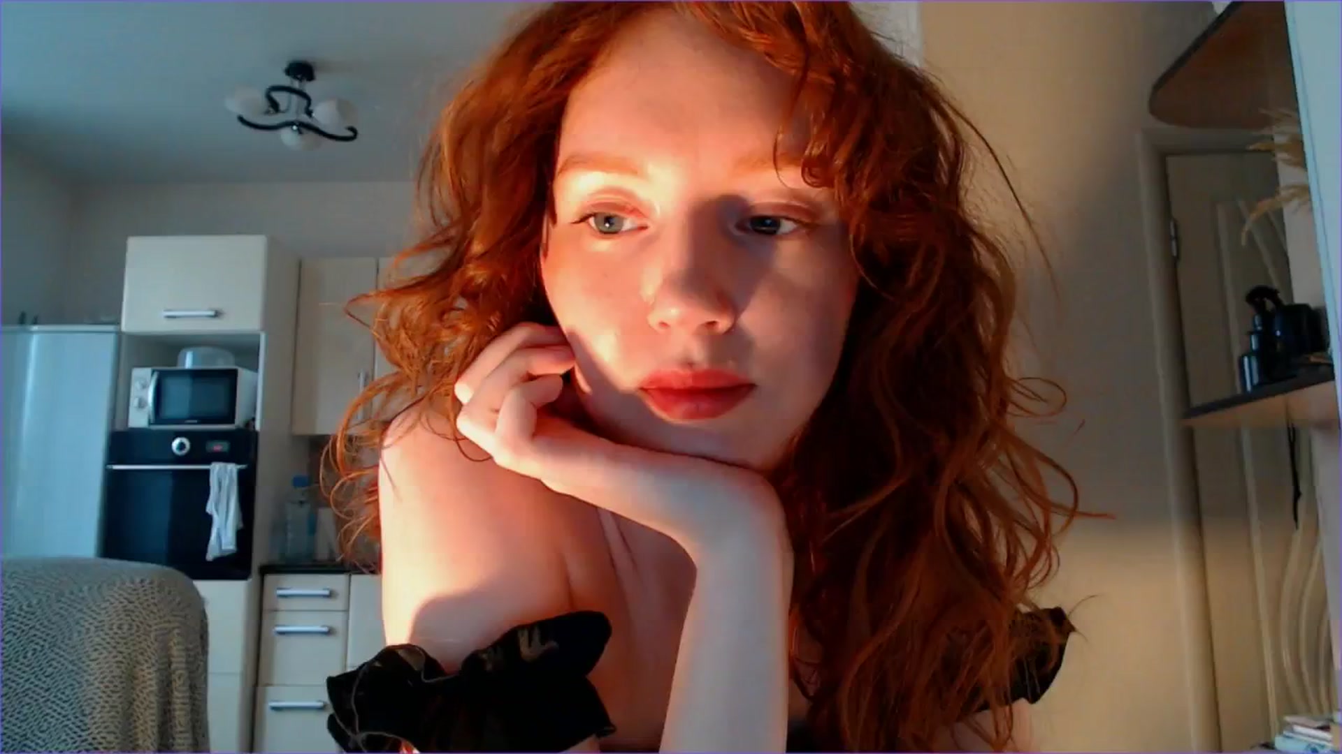 Gallery image thumbnail from DearSylvia's myfreecams stream on, 07/02/2024, 16:37 image 12 of 20