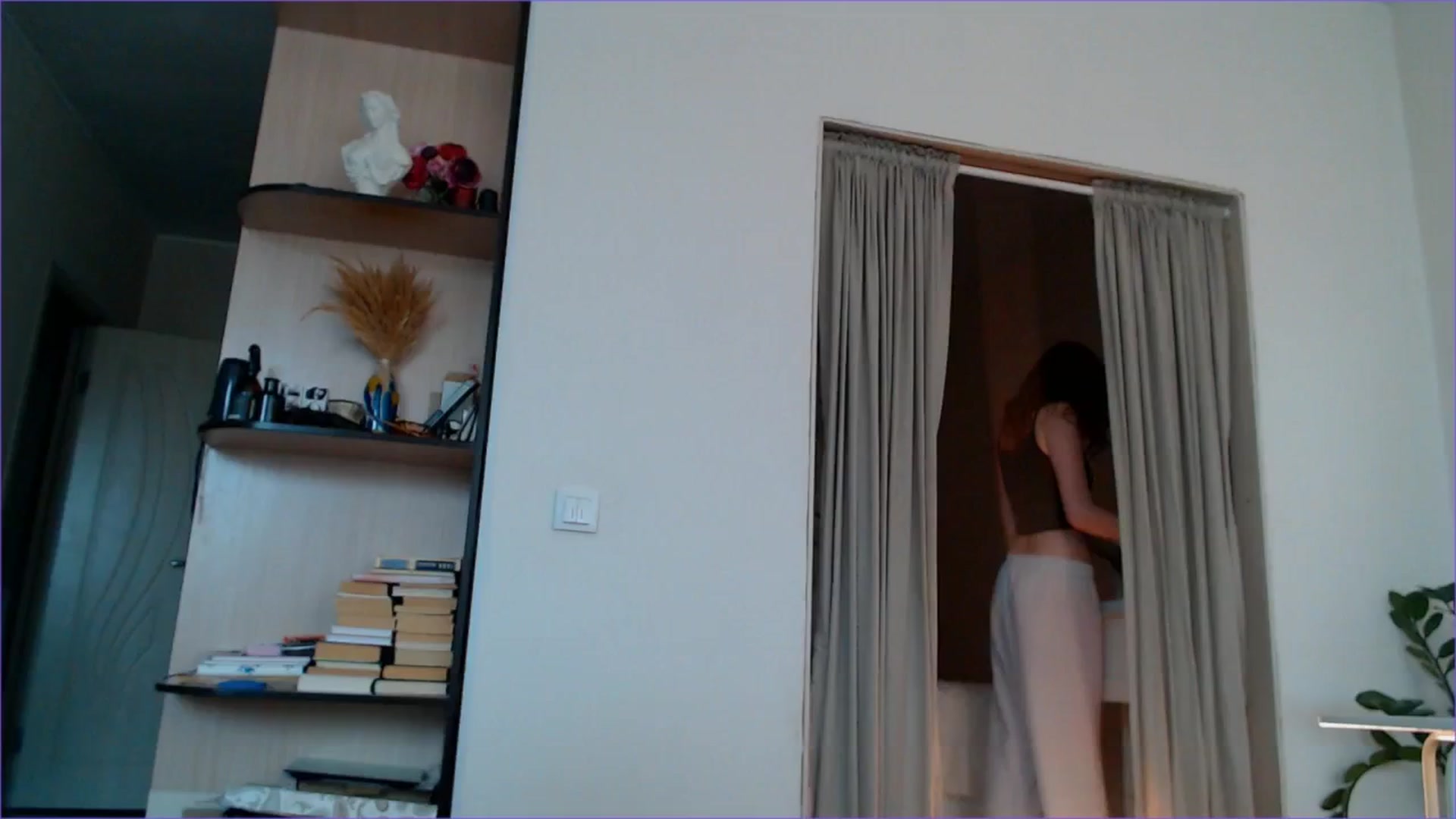 Gallery image thumbnail from DearSylvia's myfreecams stream on, 07/02/2024, 16:37 image 1 of 20