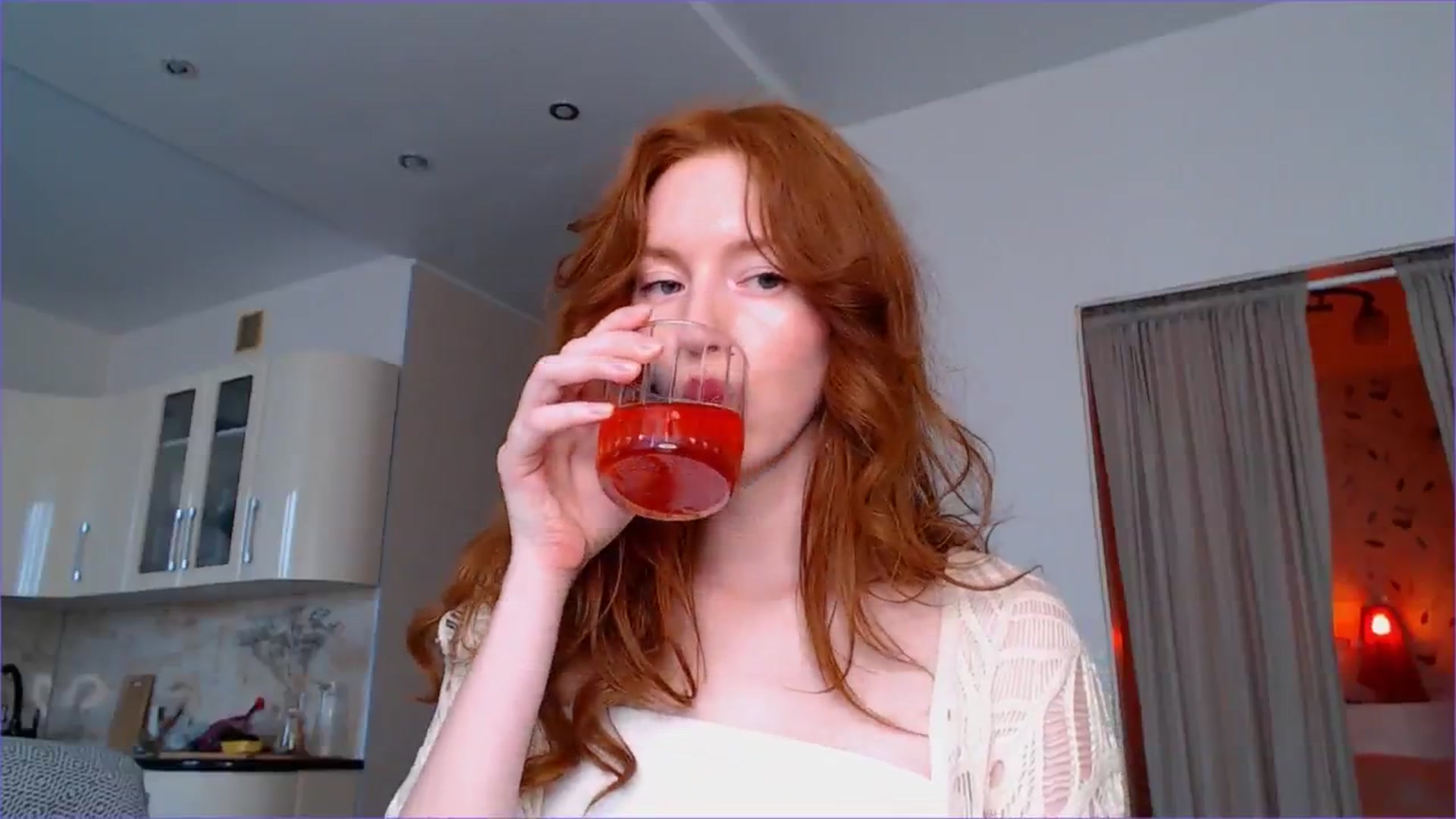 Gallery image thumbnail from DearSylvia's myfreecams stream on, 07/12/2024, 17:42 image 4 of 20