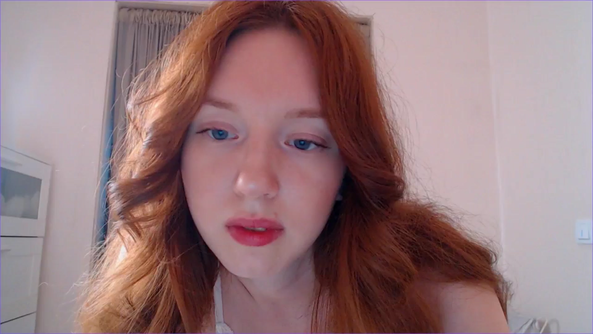 Gallery image thumbnail from DearSylvia's myfreecams stream on, 08/03/2024, 18:29 image 2 of 20
