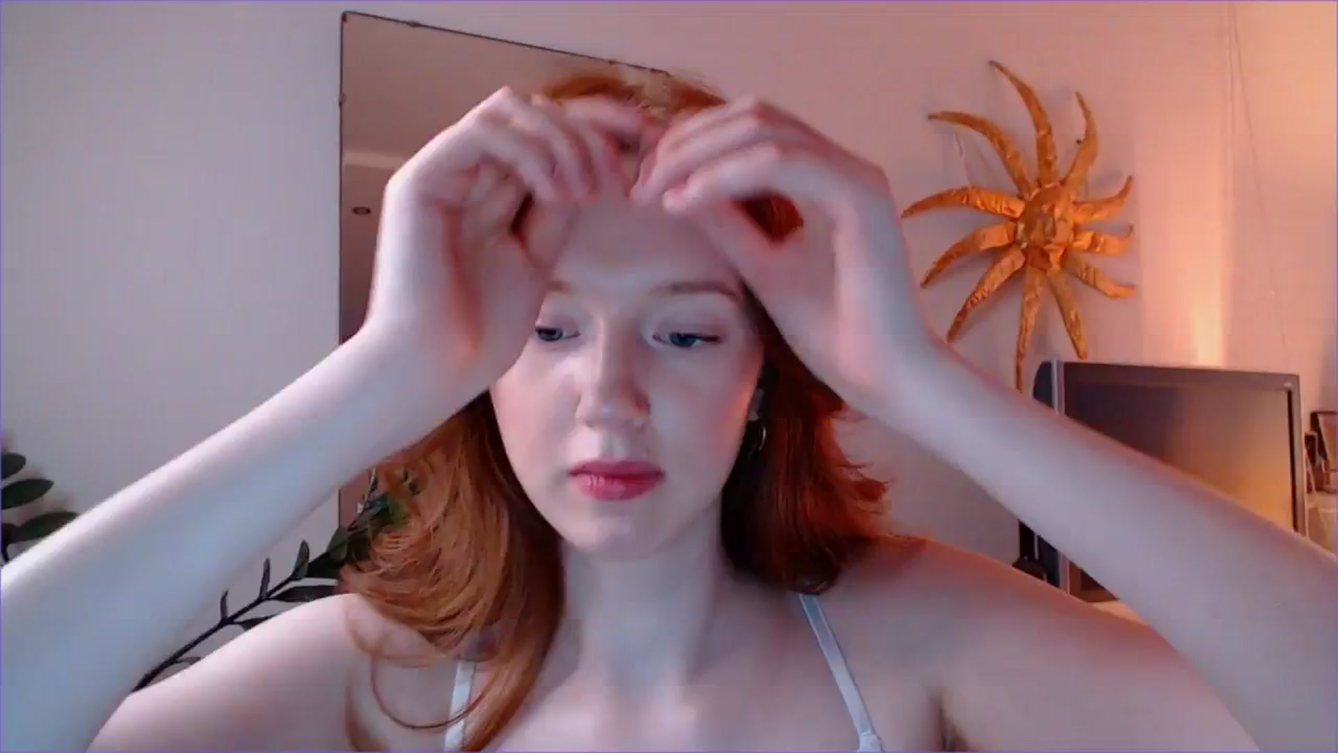 Gallery image thumbnail from DearSylvia's myfreecams stream on, 08/03/2024, 18:29 image 16 of 20
