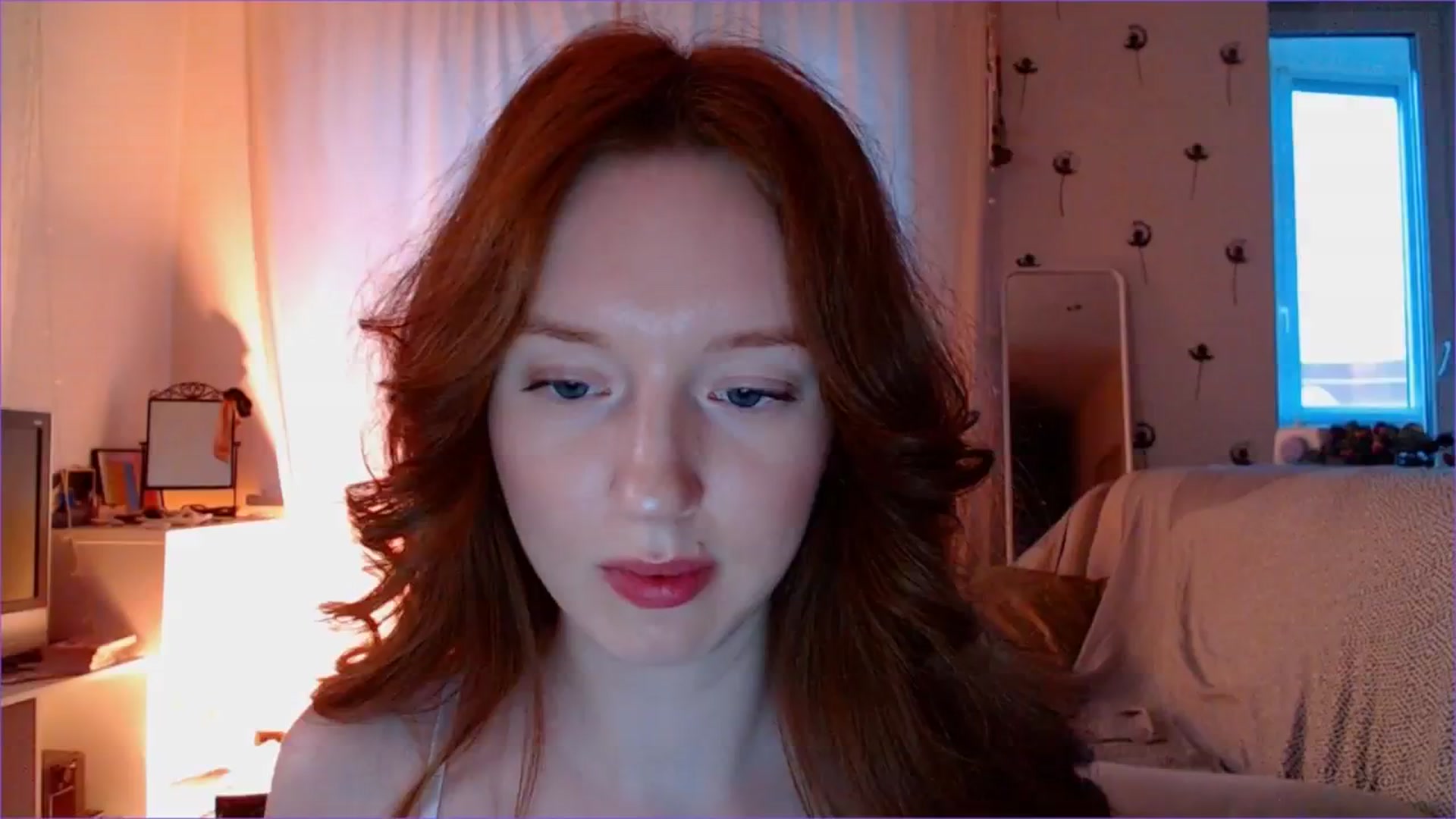 Gallery image thumbnail from DearSylvia's myfreecams stream on, 08/03/2024, 18:29 image 13 of 20