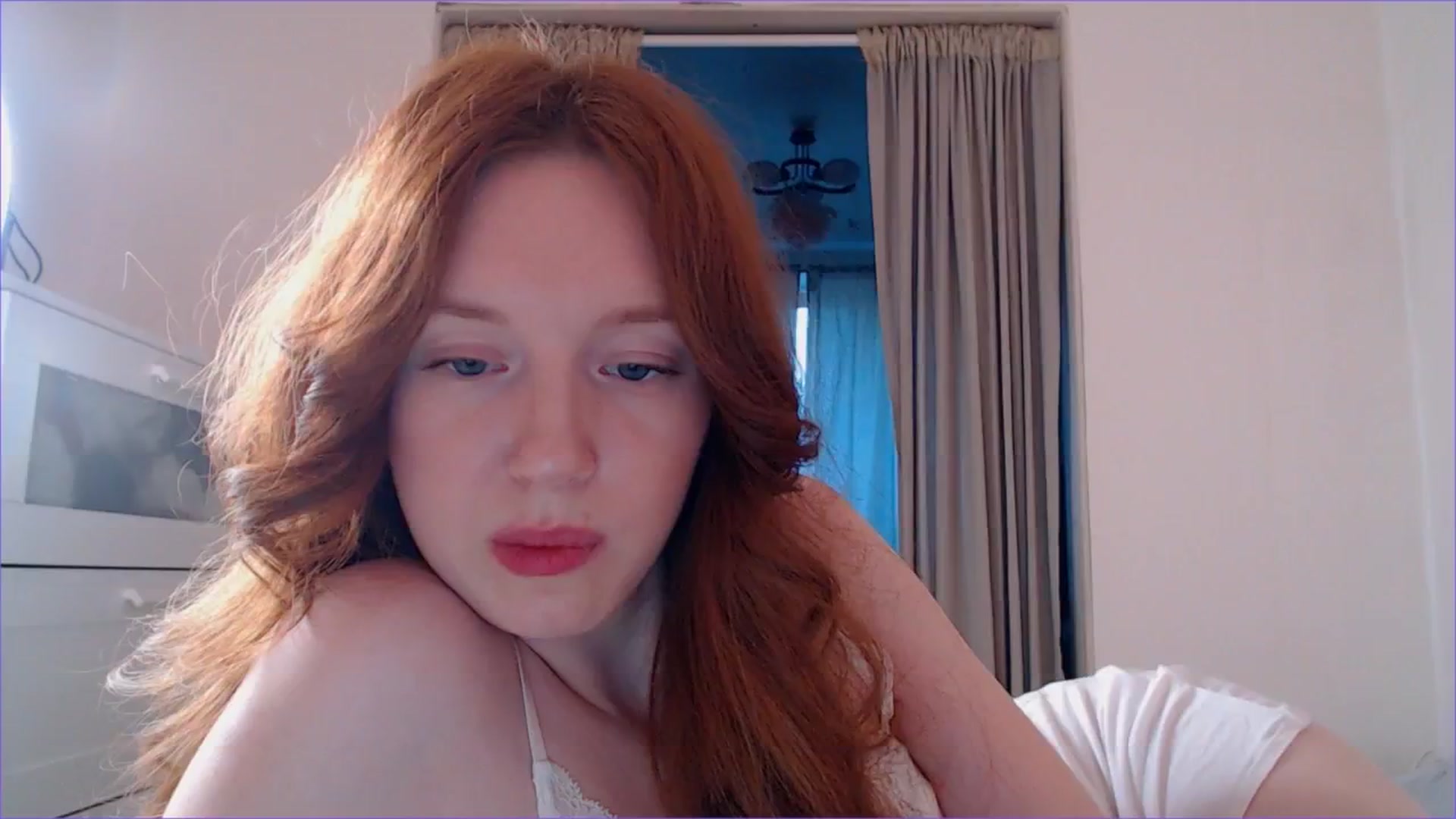 Gallery image thumbnail from DearSylvia's myfreecams stream on, 08/03/2024, 18:29 image 5 of 20
