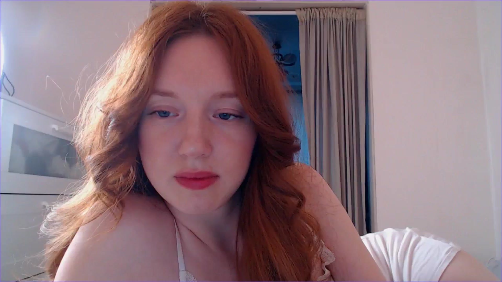 Gallery image thumbnail from DearSylvia's myfreecams stream on, 08/03/2024, 18:29 image 7 of 20