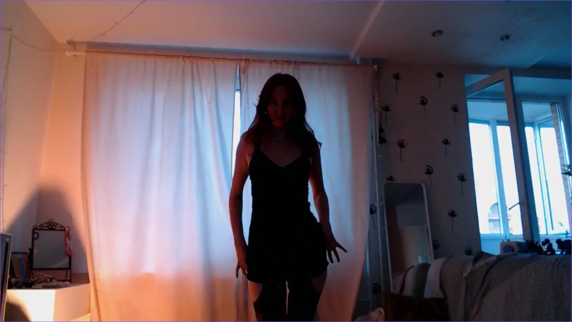 Gallery image thumbnail from DearSylvia's myfreecams stream on, 08/08/2024, 17:52 image 19 of 20
