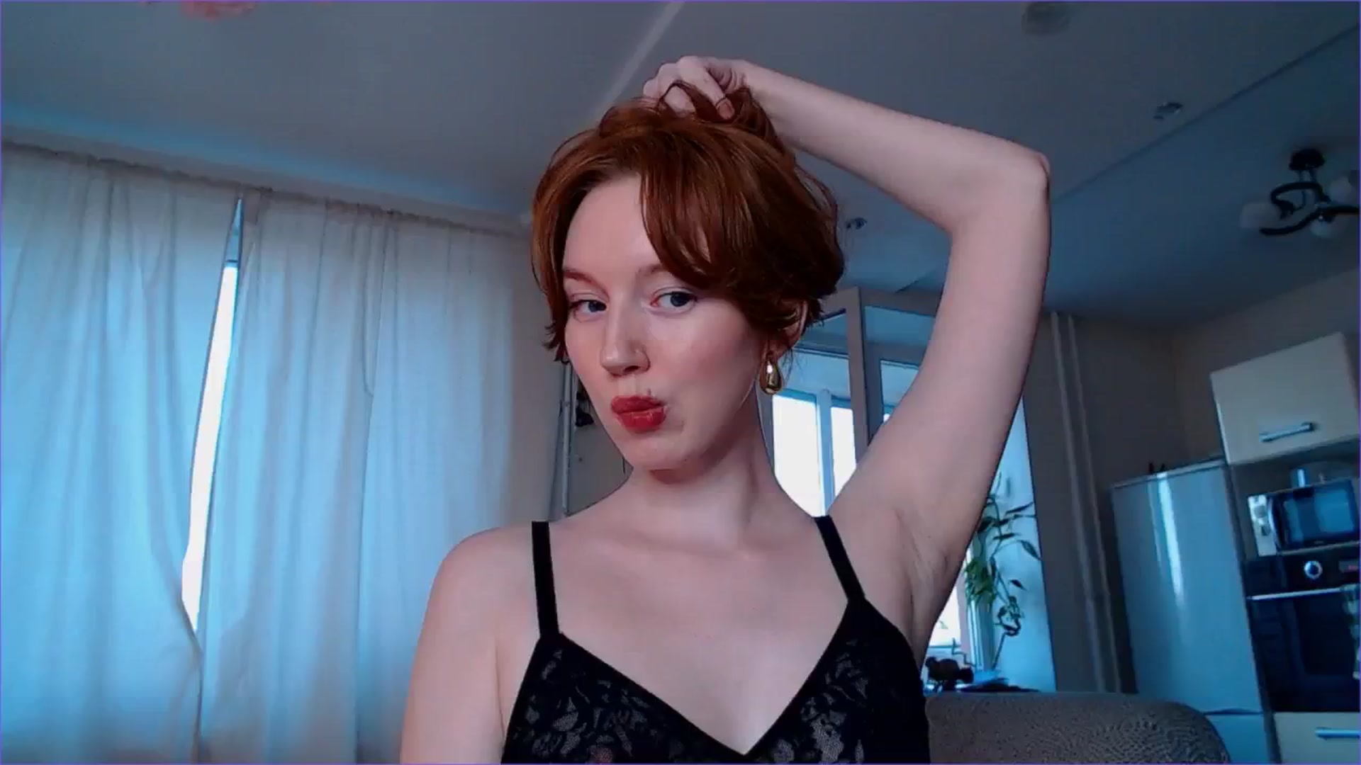 Gallery image thumbnail from DearSylvia's myfreecams stream on, 08/08/2024, 17:52 image 3 of 20