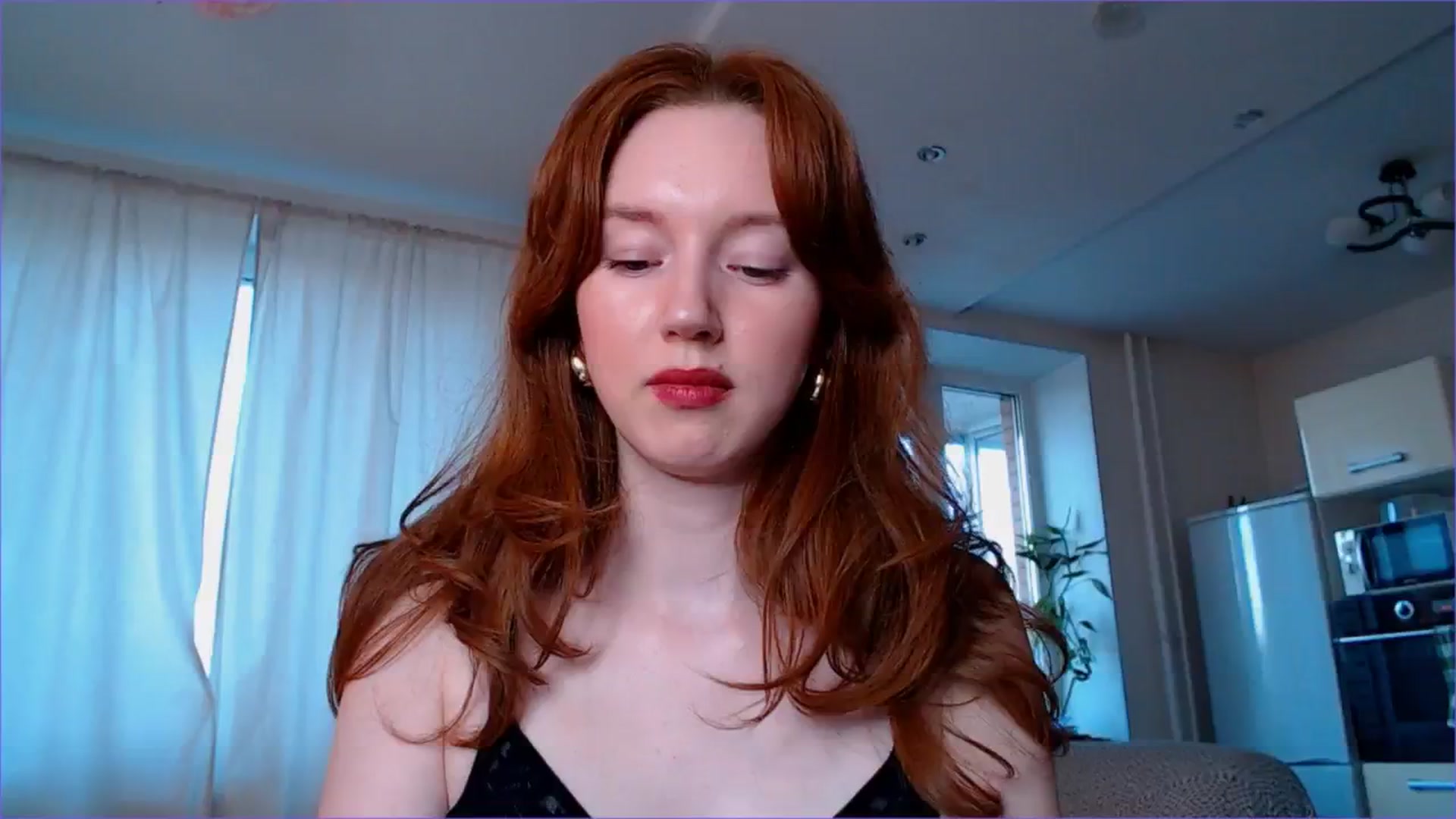 Gallery image thumbnail from DearSylvia's myfreecams stream on, 08/08/2024, 17:52 image 4 of 20