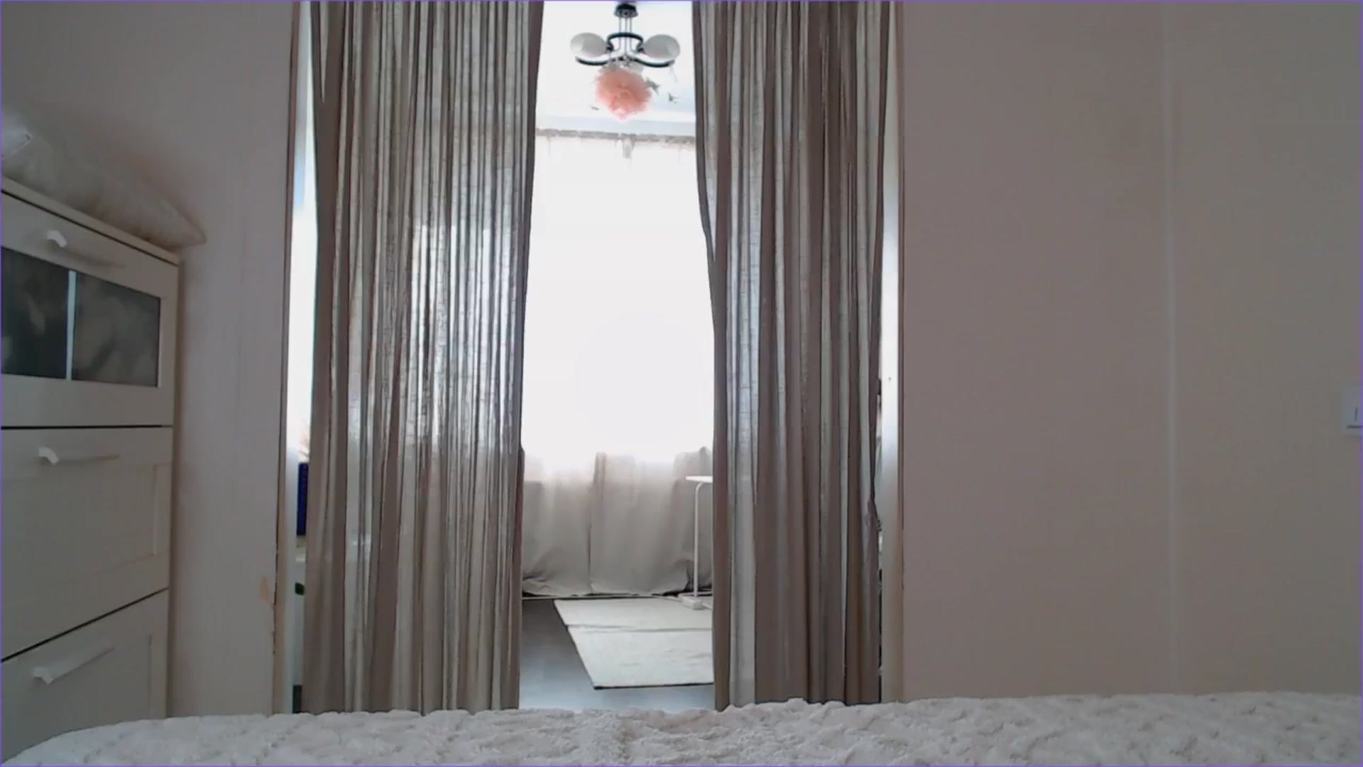 Gallery image thumbnail from DearSylvia's myfreecams stream on, 09/08/2024, 10:36 image 4 of 20