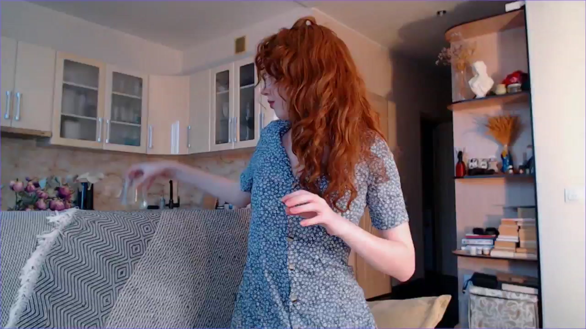 Gallery image thumbnail from DearSylvia's myfreecams stream on, 09/10/2024, 16:19 image 14 of 20