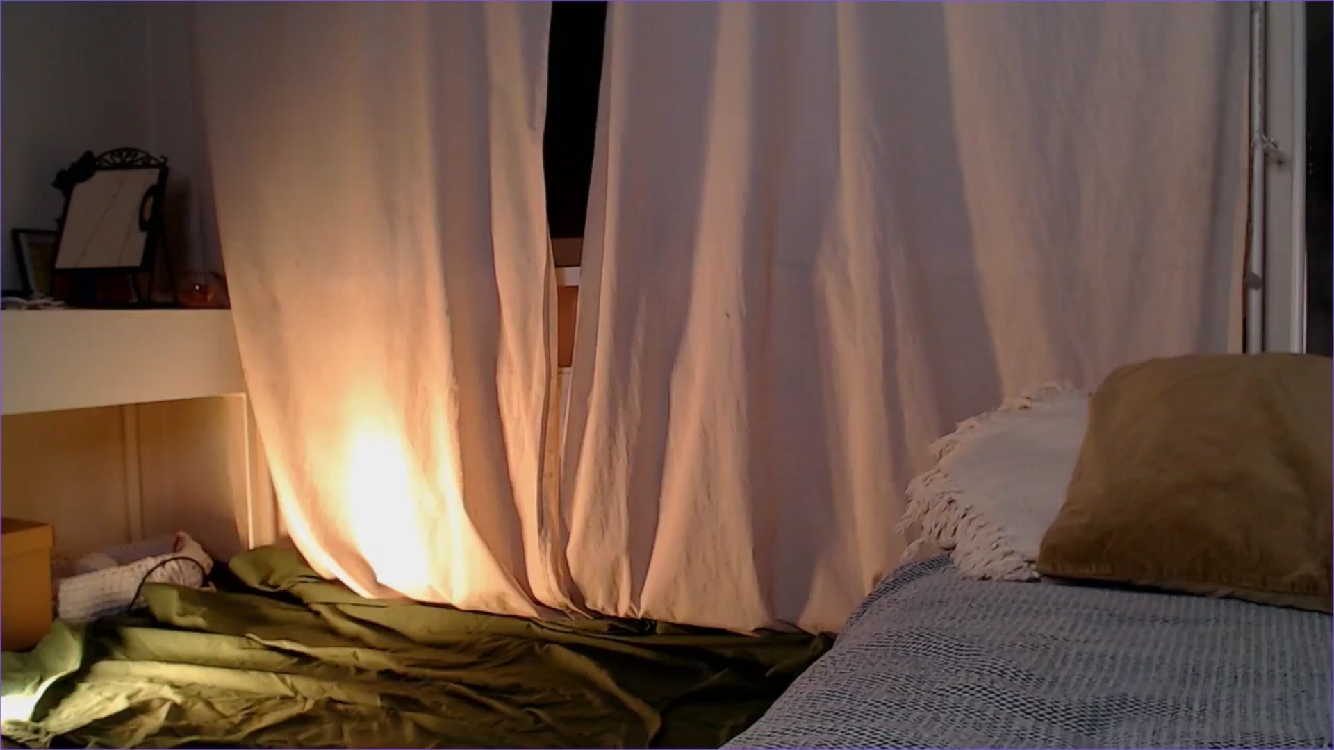 Gallery image thumbnail from DearSylvia's myfreecams stream on, 10/05/2024, 17:28 image 18 of 20