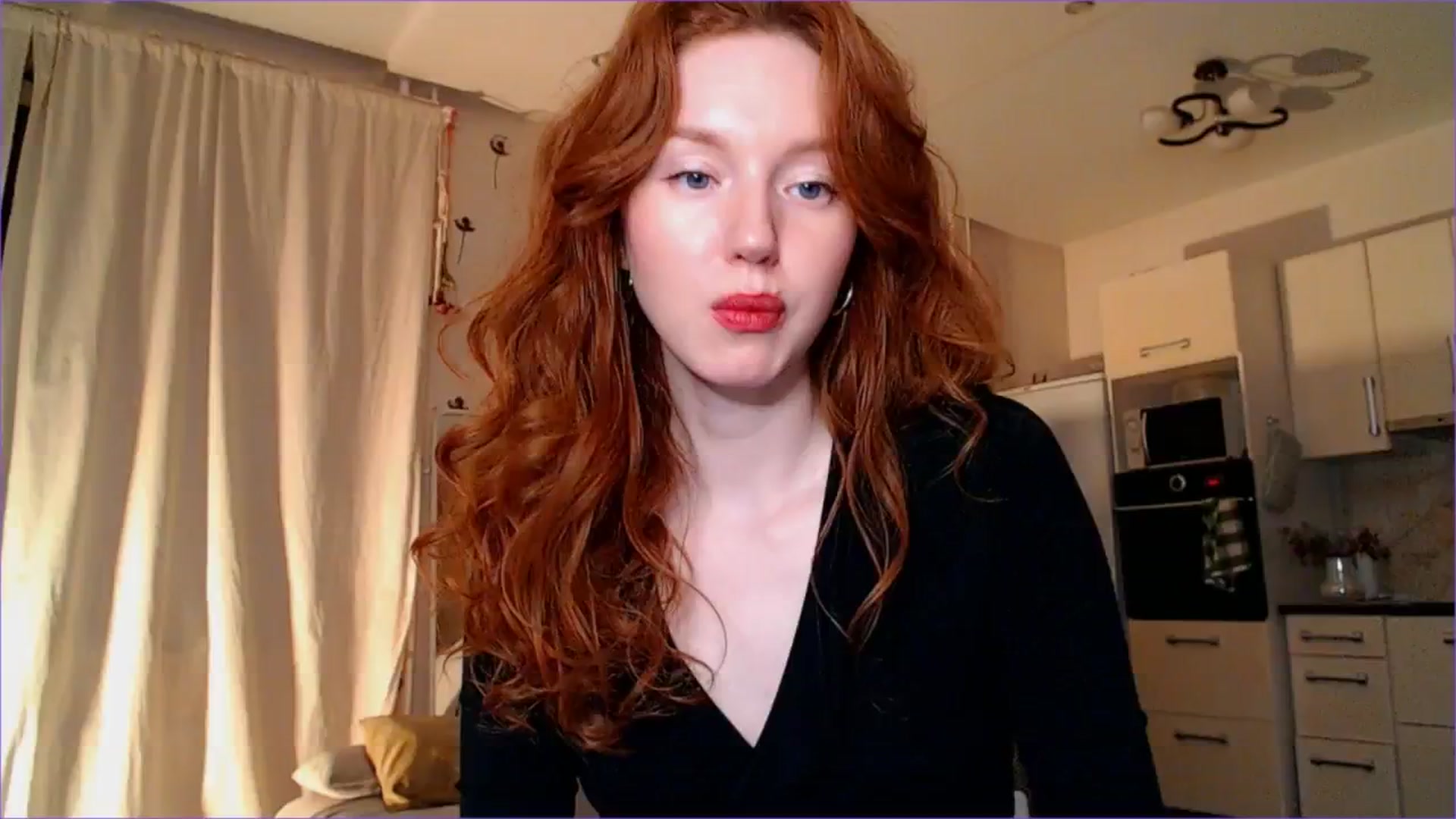 Gallery image thumbnail from DearSylvia's myfreecams stream on, 10/26/2024, 19:30 image 10 of 20