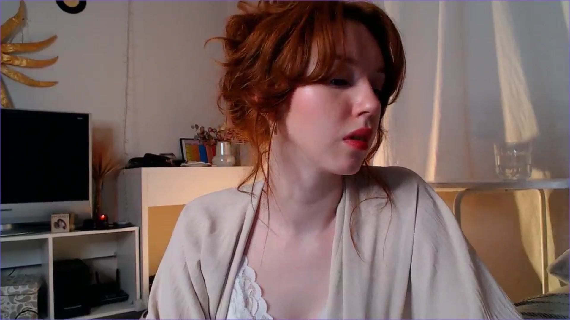 Gallery image thumbnail from DearSylvia's myfreecams stream on, 10/27/2024, 18:28 image 2 of 20