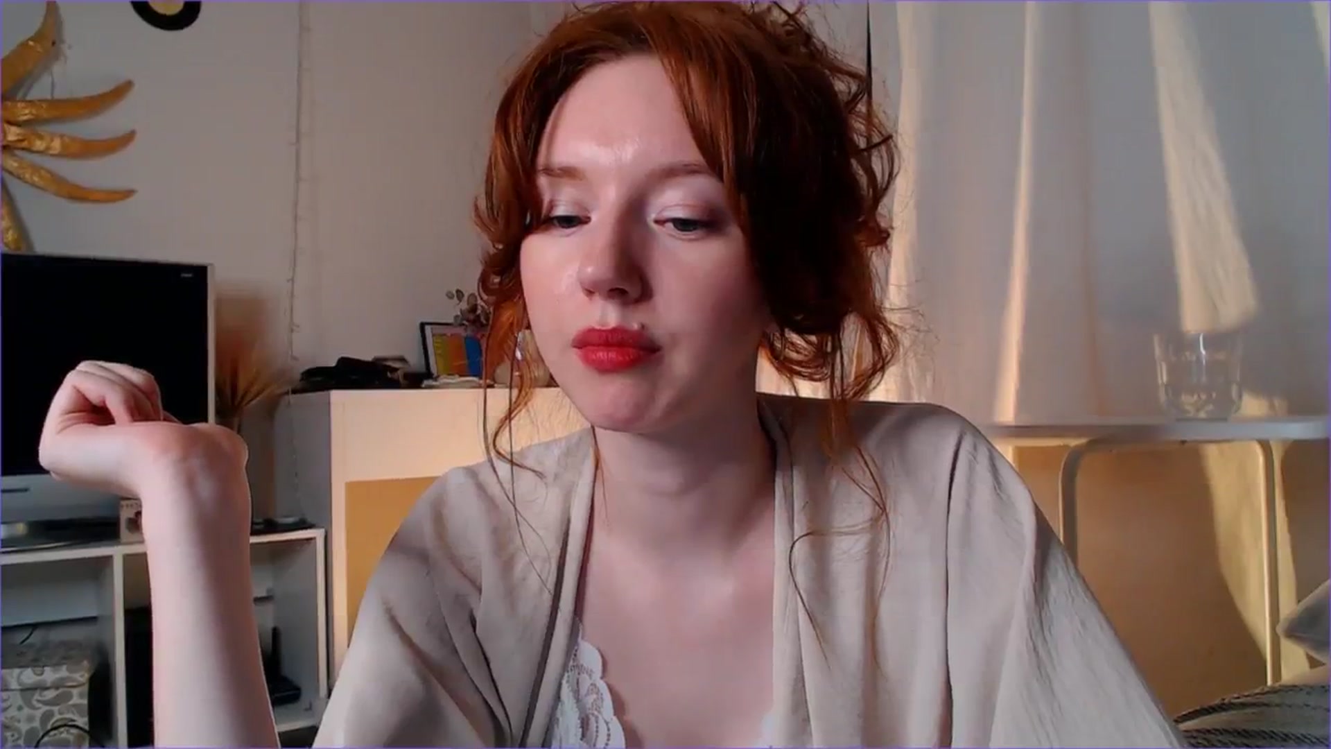 Gallery image thumbnail from DearSylvia's myfreecams stream on, 10/27/2024, 18:28 image 3 of 20