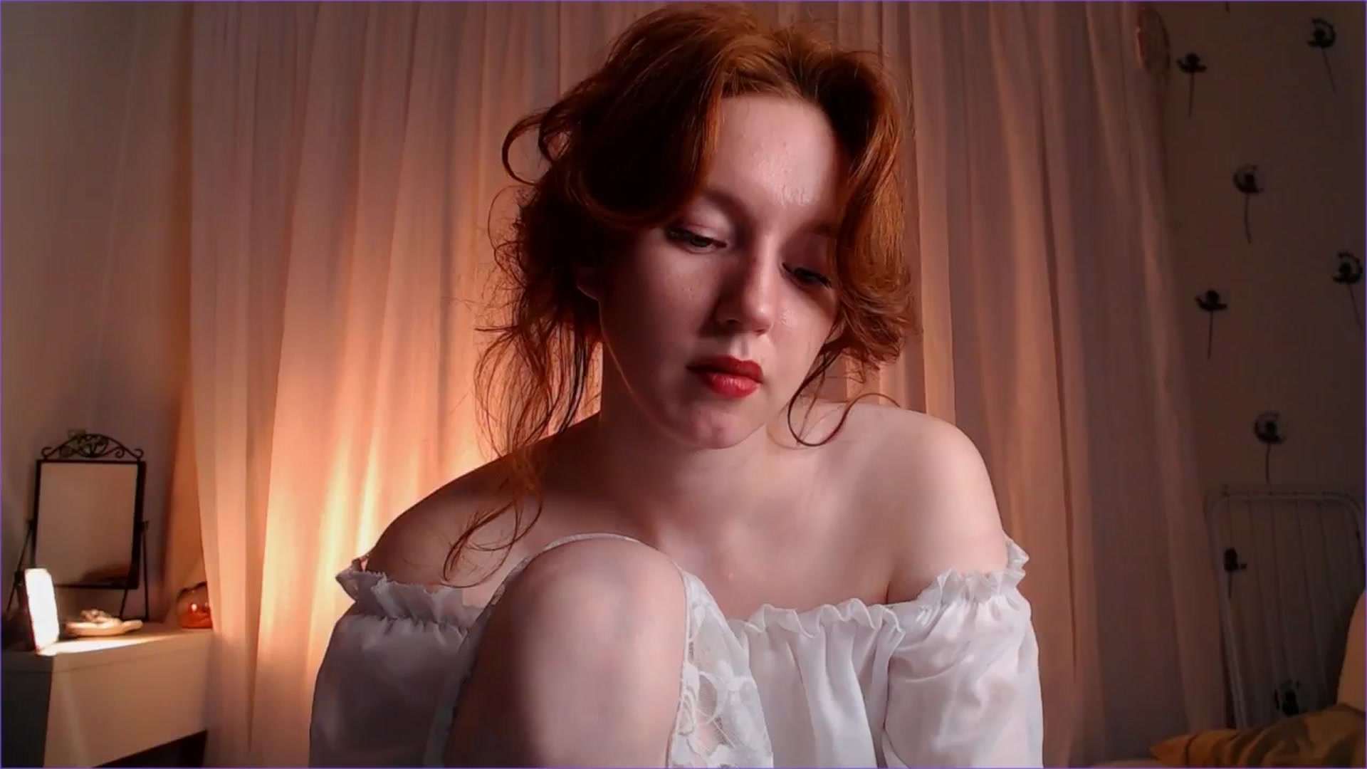Gallery image thumbnail from DearSylvia's myfreecams stream on, 11/28/2024, 18:46 image 7 of 20