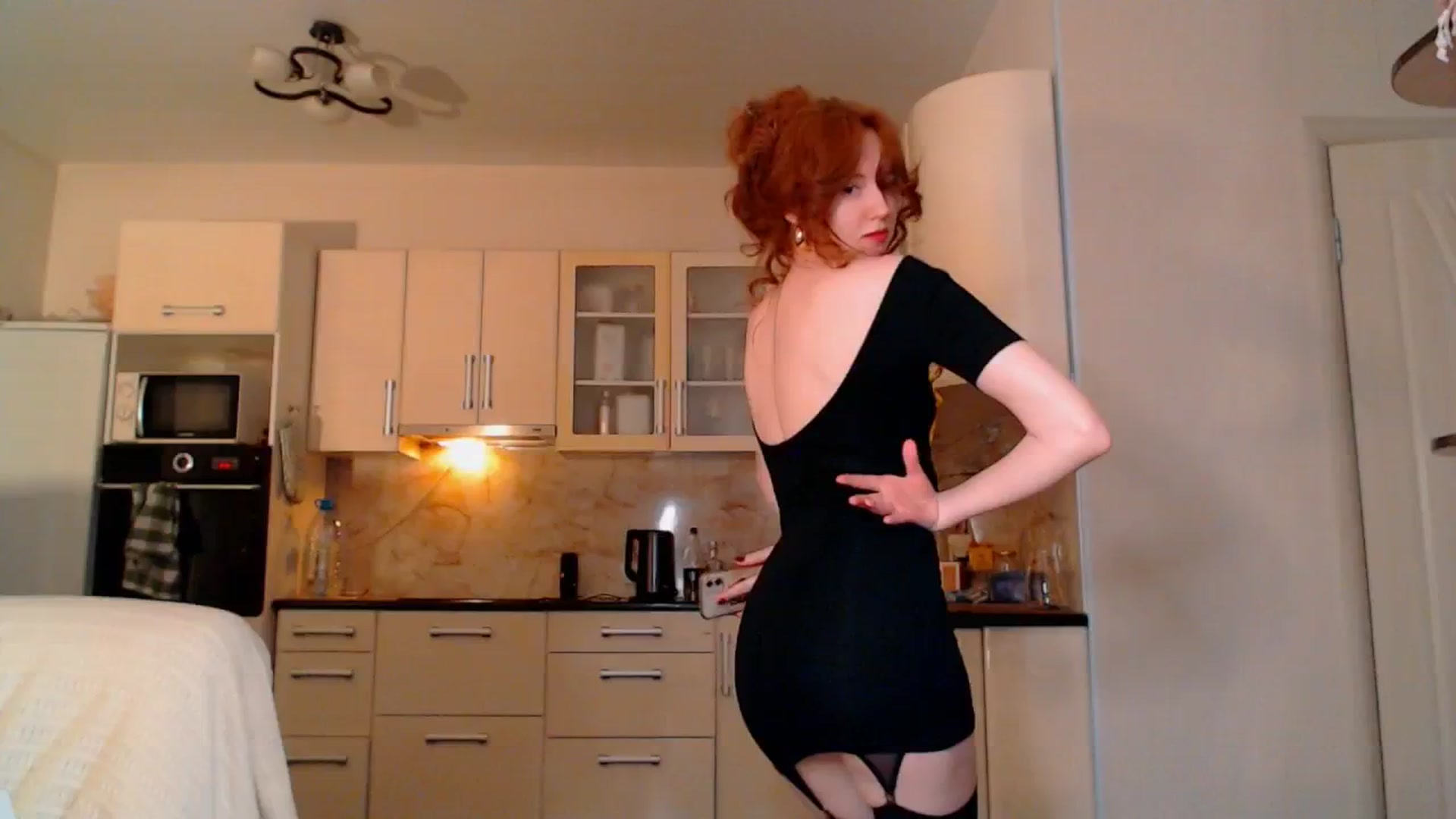 Gallery image thumbnail from DearSylvia's myfreecams stream on, 12/25/2024, 20:07 image 1 of 20
