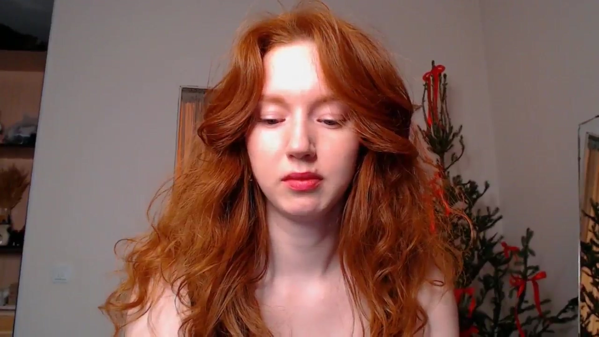 Gallery image thumbnail from DearSylvia's myfreecams stream on, 12/30/2024, 18:43 image 14 of 20