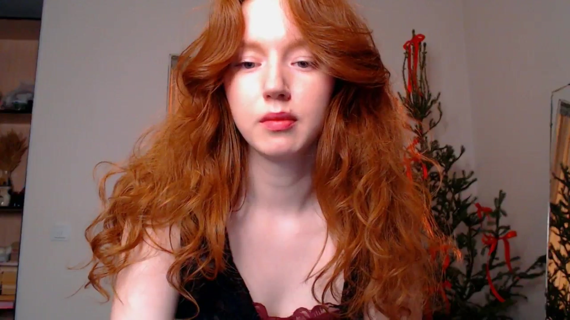 Gallery image thumbnail from DearSylvia's myfreecams stream on, 12/30/2024, 18:43 image 16 of 20