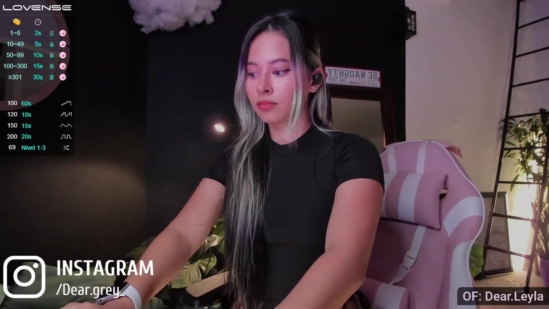 Gallery image thumbnail from Dear_Leyla's myfreecams stream on, 12/01/2022, 02:48 image 5 of 20