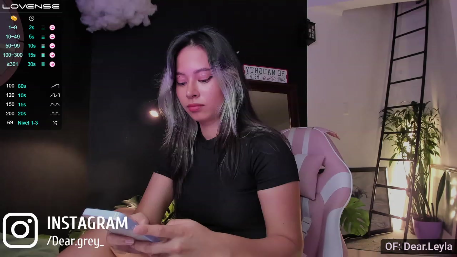 Gallery image thumbnail from Dear_Leyla's myfreecams stream on, 12/01/2022, 02:48 image 20 of 20