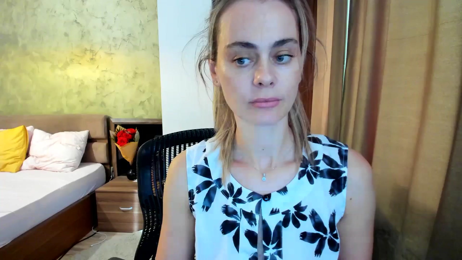 Gallery image thumbnail from DebbyPaige's myfreecams stream on, 09/27/2023, 09:00 image 6 of 20