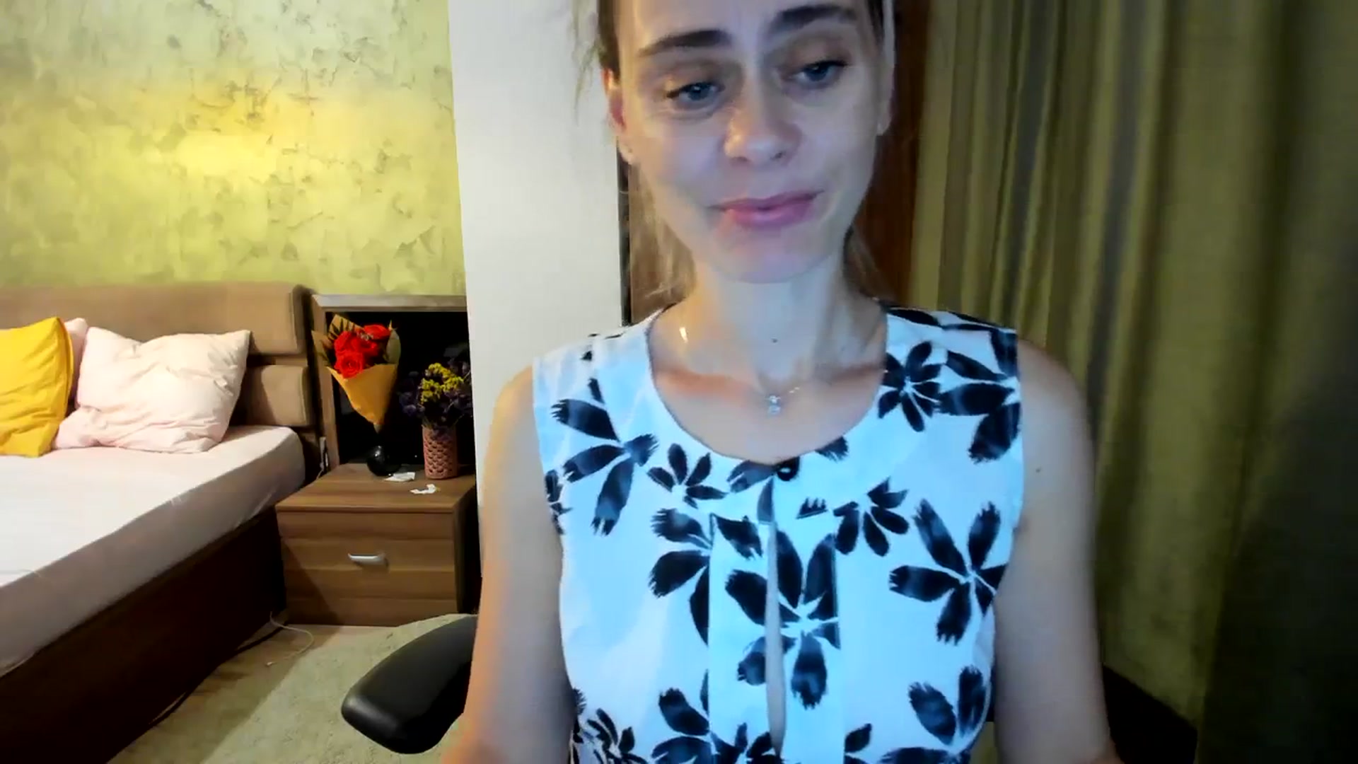Gallery image thumbnail from DebbyPaige's myfreecams stream on, 09/27/2023, 10:58 image 20 of 20