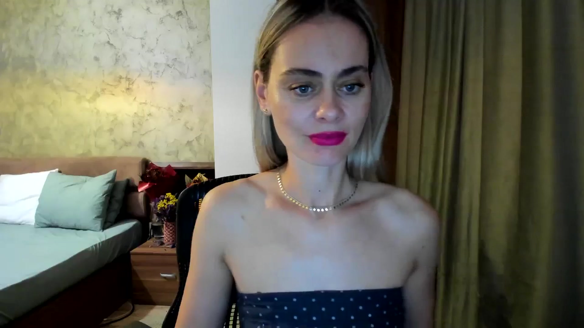 Gallery image thumbnail from DebbyPaige's myfreecams stream on, 10/02/2023, 11:41 image 20 of 20