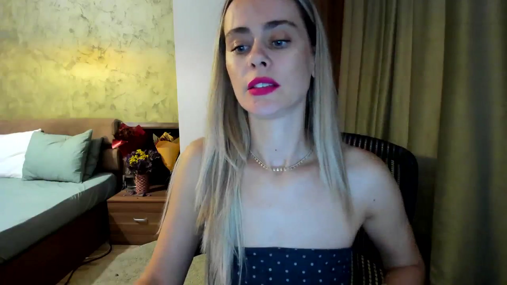 Gallery image thumbnail from DebbyPaige's myfreecams stream on, 10/02/2023, 11:41 image 4 of 20