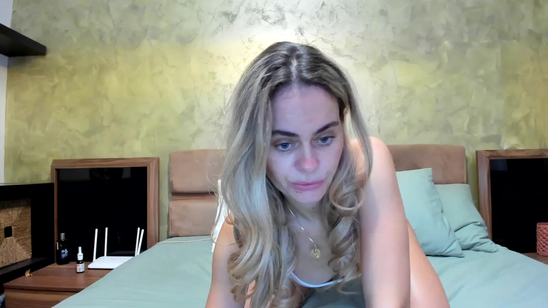 Gallery image thumbnail from DebbyPaige's myfreecams stream on, 10/10/2023, 13:12 image 5 of 20