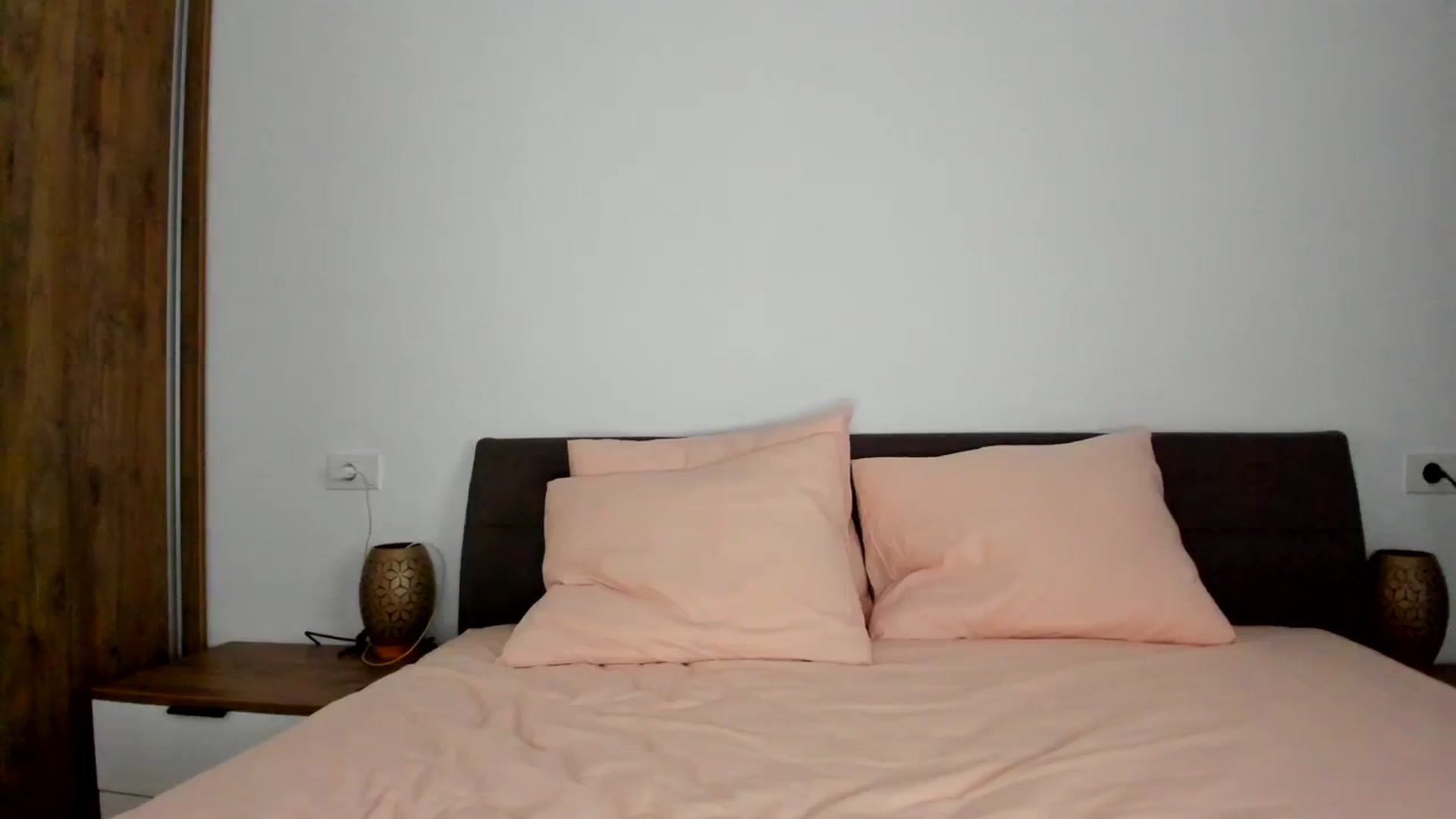 Gallery image thumbnail from DebbyPaige's myfreecams stream on, 11/02/2023, 14:12 image 18 of 20