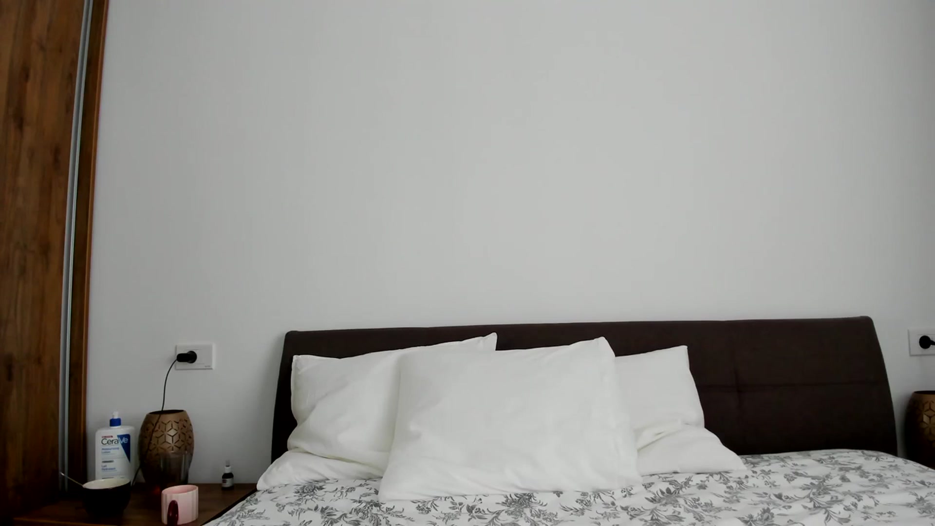 Gallery image thumbnail from DebbyPaige's myfreecams stream on, 11/27/2023, 13:14 image 15 of 20